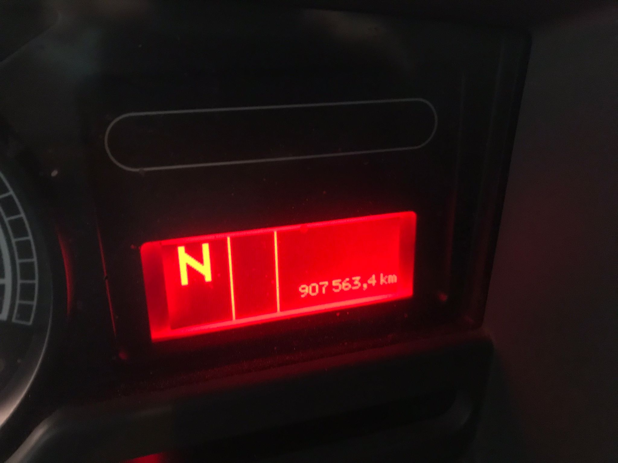 x- VENDIDO - Renault Midlum 220.16 caja cerrada - 2010 - Imagen 7