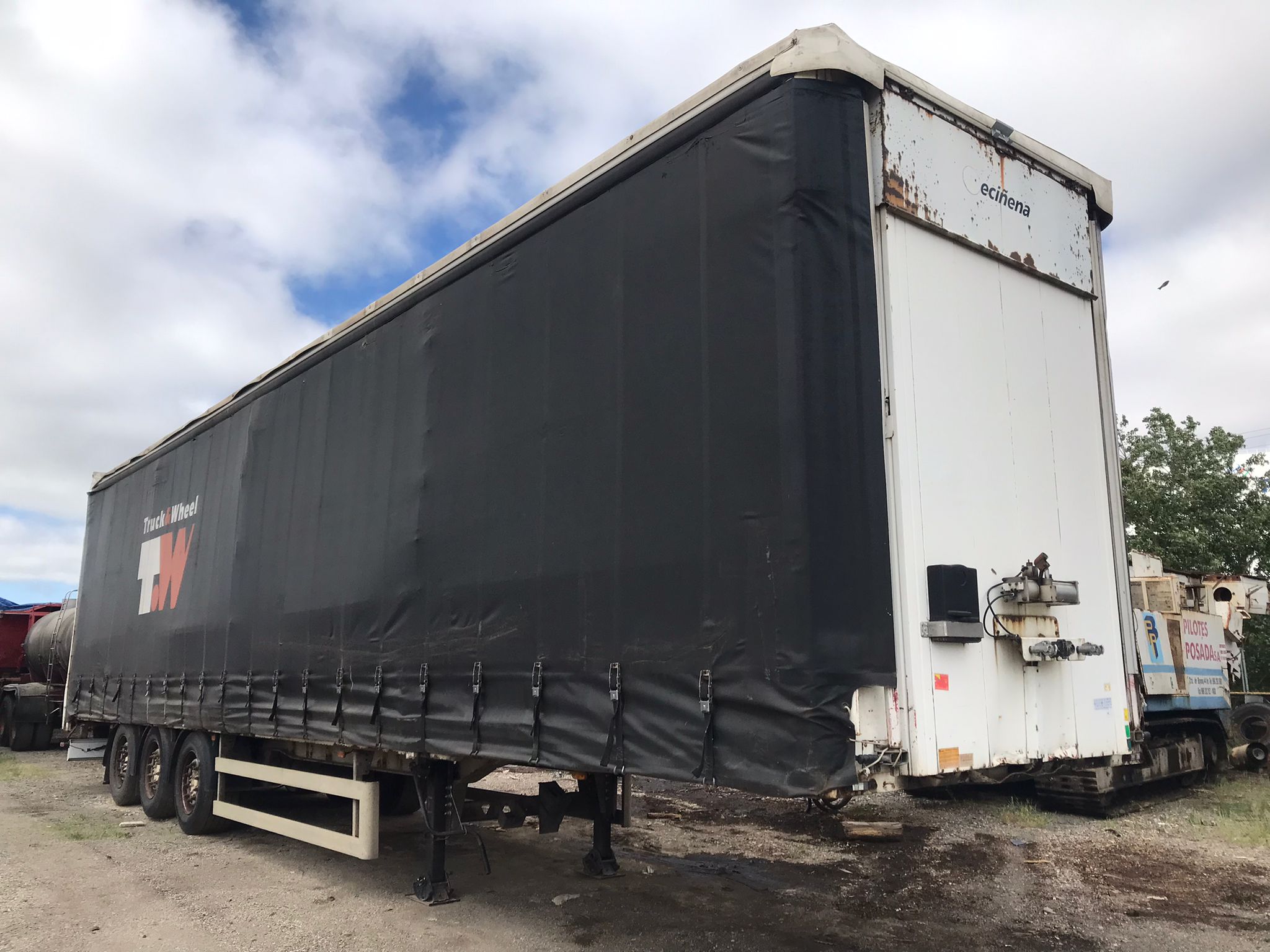 semirremolque tauliner Leciñena