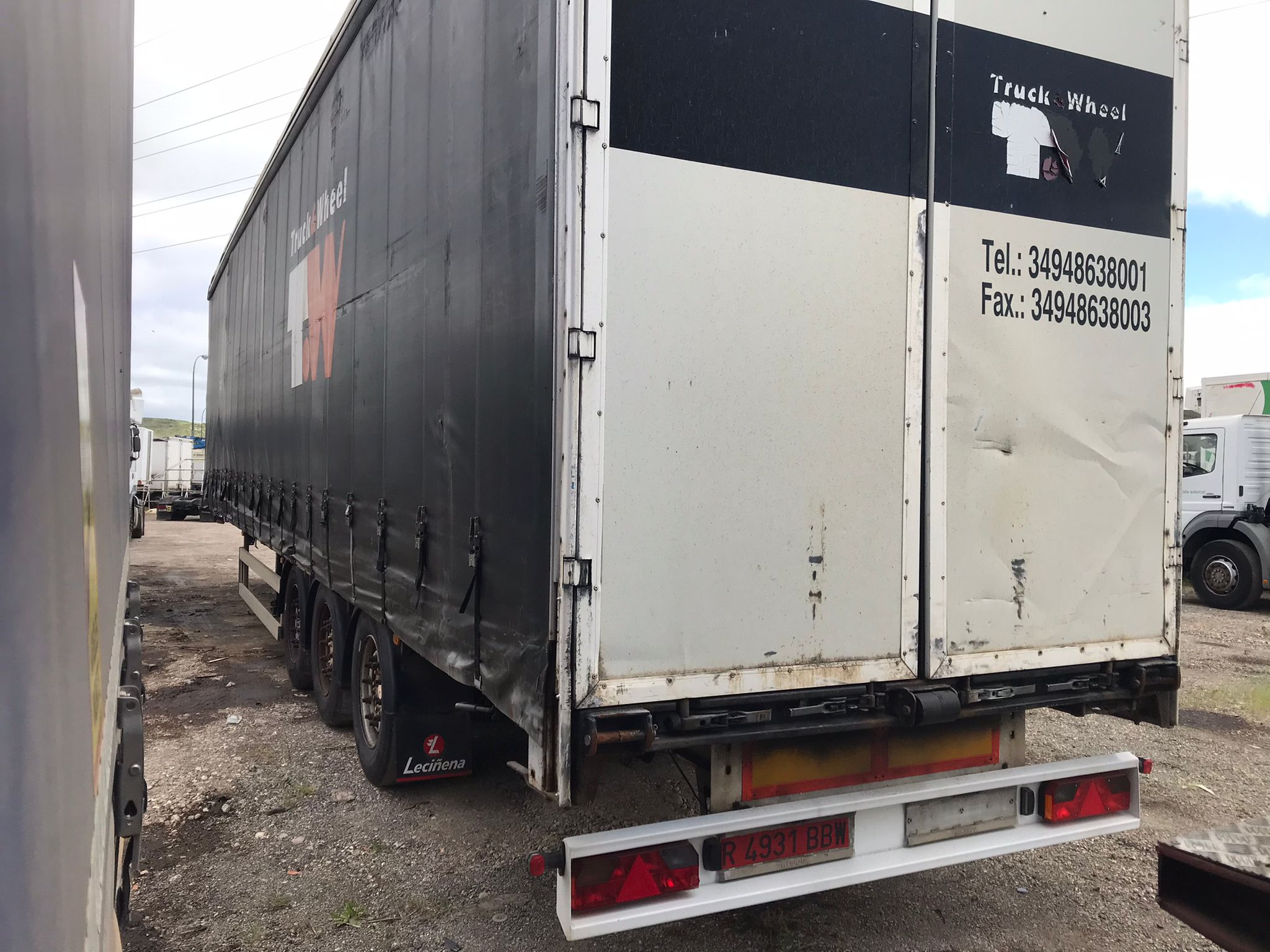 x- VENDIDO - Semirremolque tauliner Leciñena Año 2006 - Imagen 4