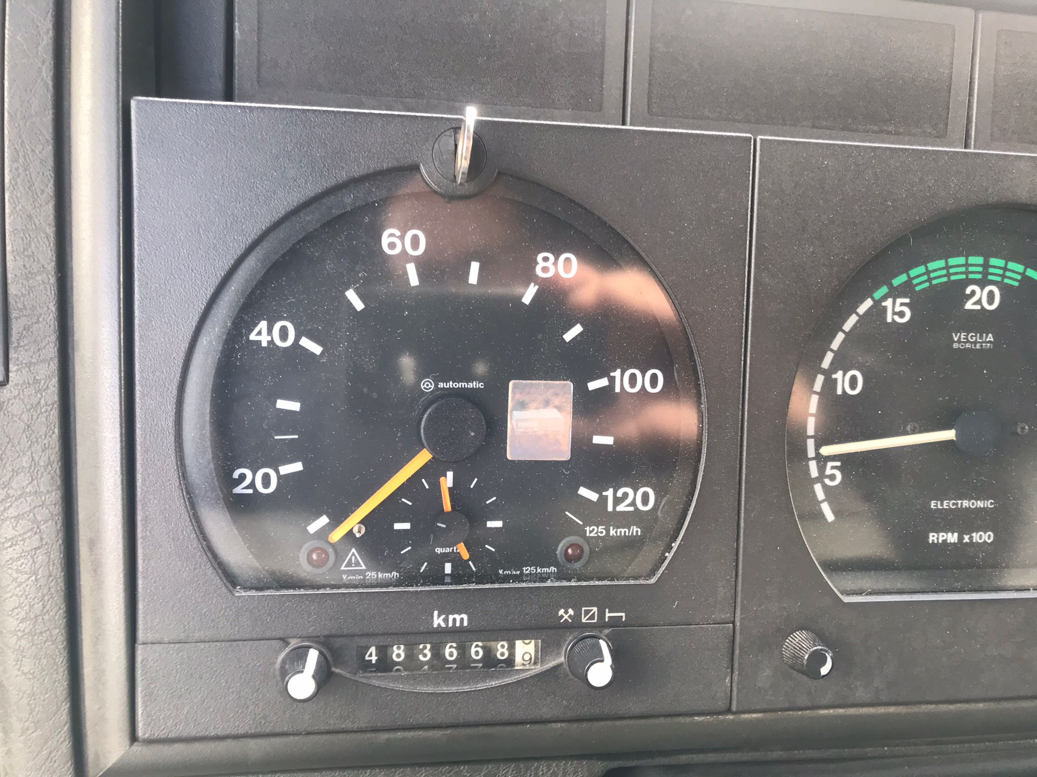 x- VENDIDO - Iveco ML150E24 portavehículos - 2002 - Imagen 21