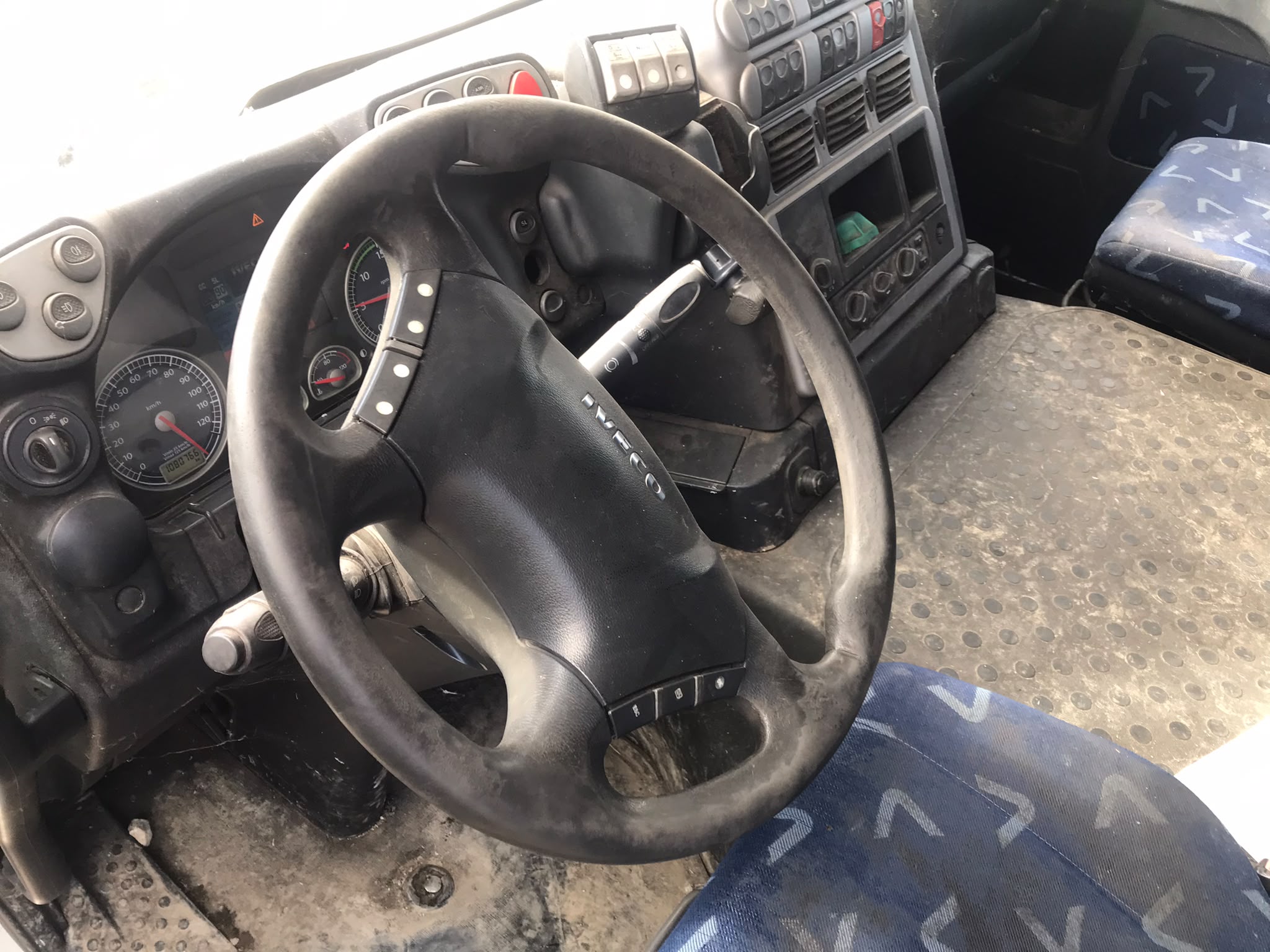 Iveco AS440S45TP - 2008 - Imagen 11