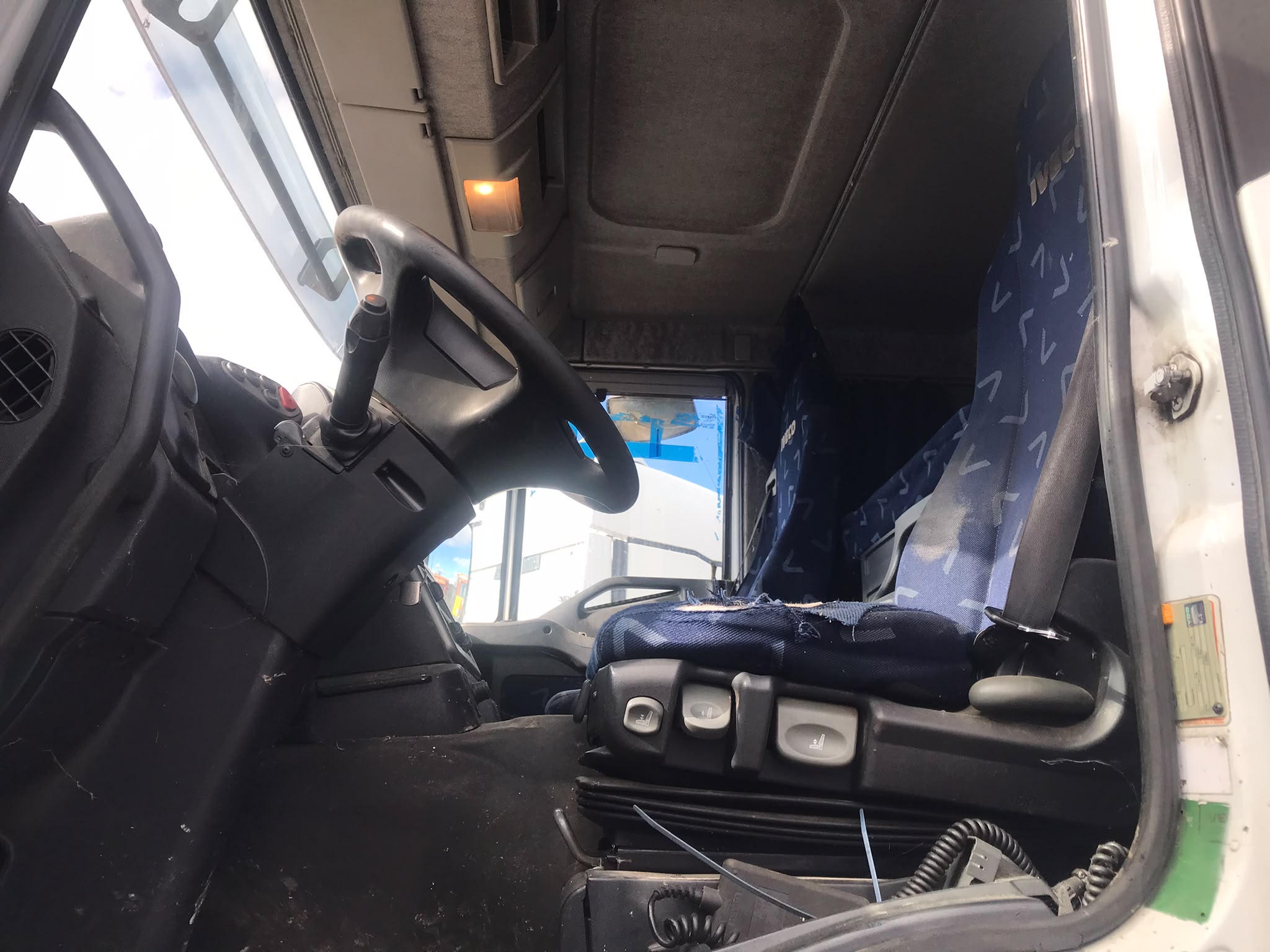 Iveco AS440S45TP - 2008 - Imagen 9