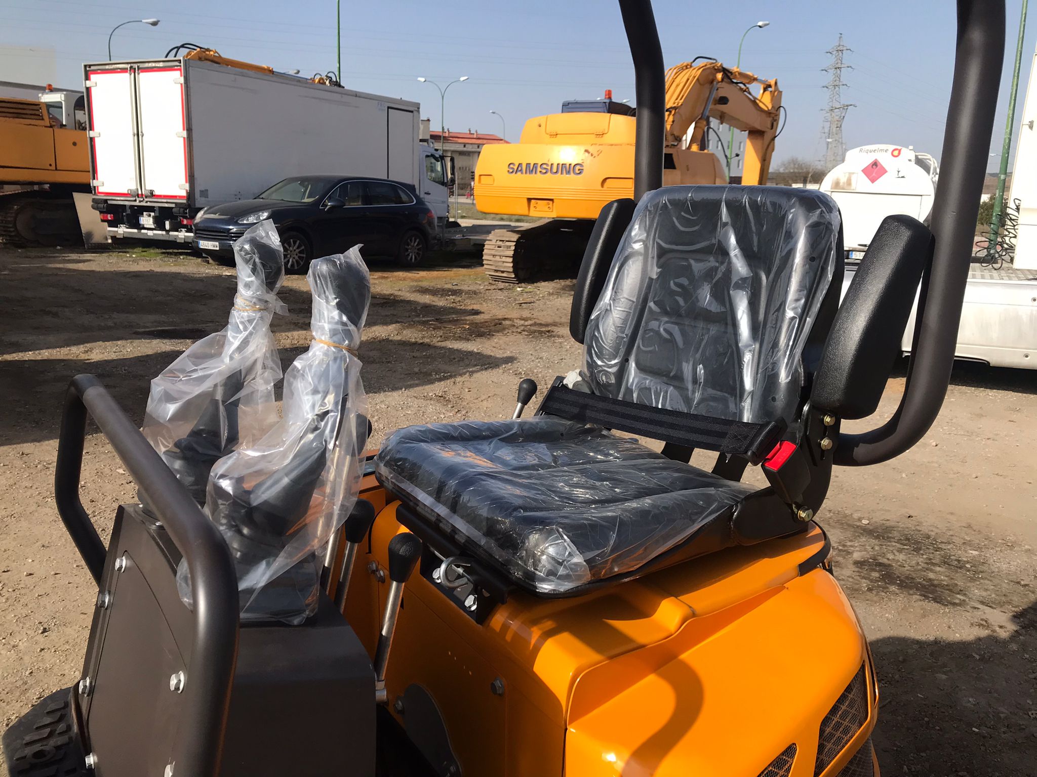 Mini retroexcavadora Garto XN16 - 2021 - Imagen 4