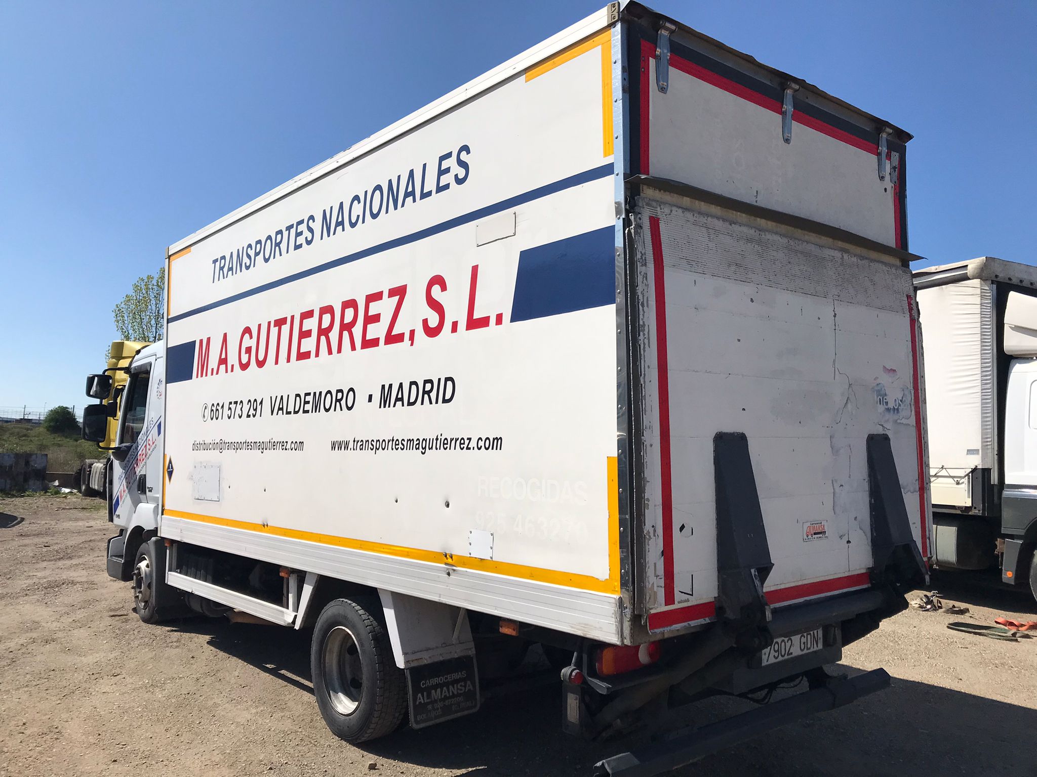 x- VENDIDO - Renault Midlum 190.08 caja cerrada - 2008 - Imagen 4