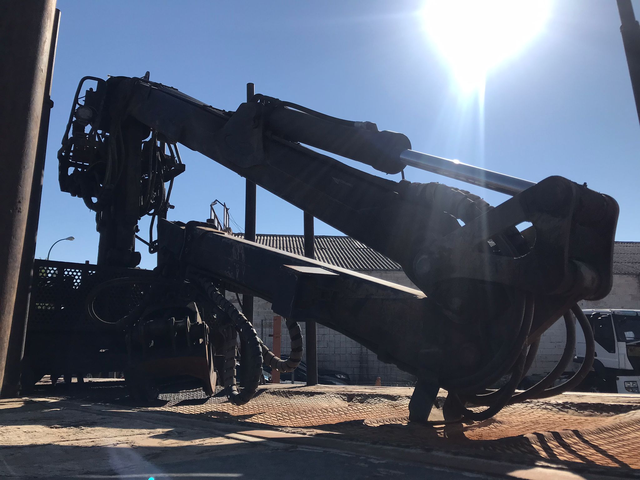 x- VENDIDO - Plataforma maderera Leciñena con grúa Año 2009 - Imagen 7