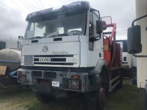camión cesta Iveco