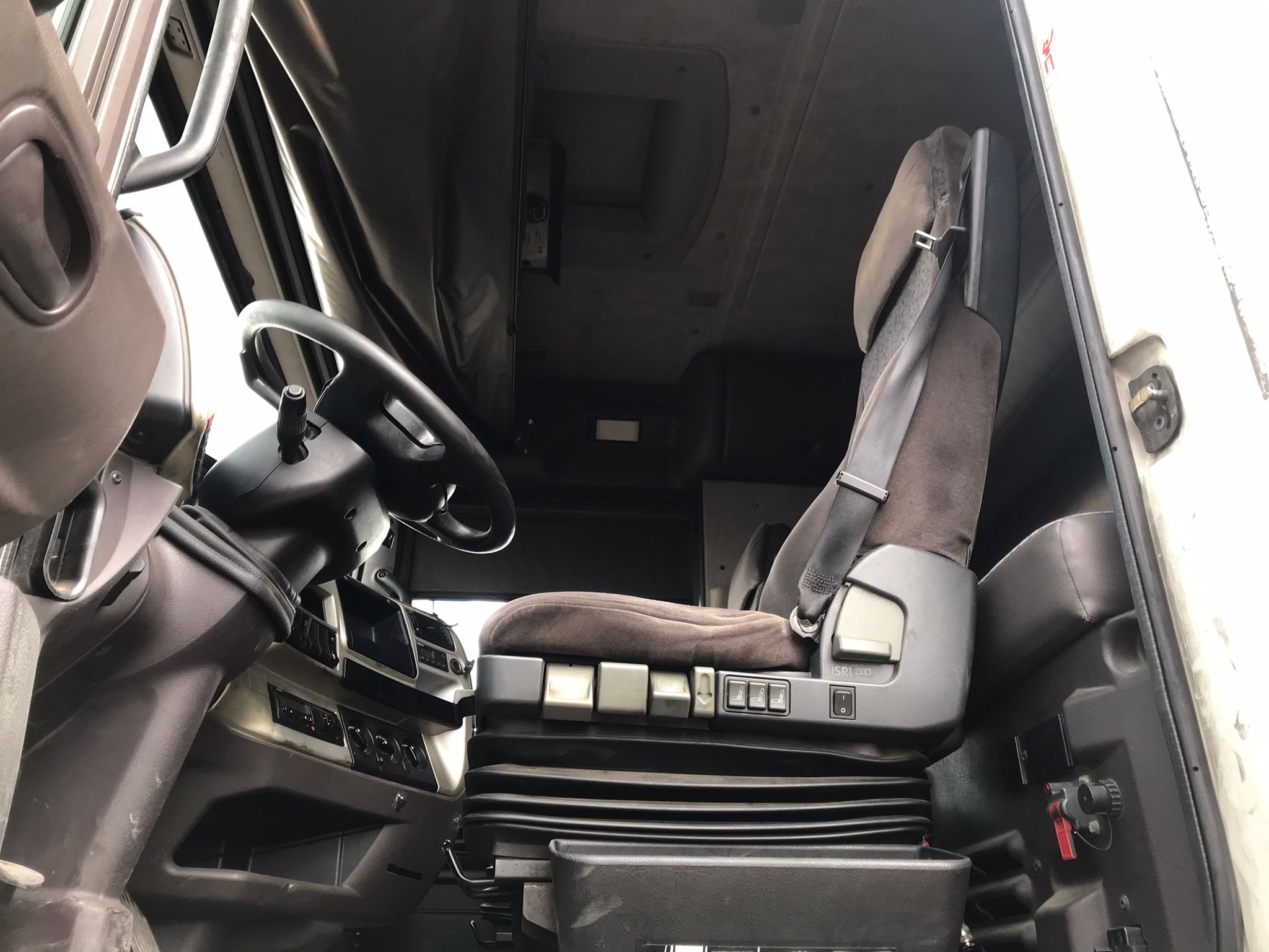 x- VENDIDO - Renault 480.18 T 4X2 - 2006 - Imagen 5