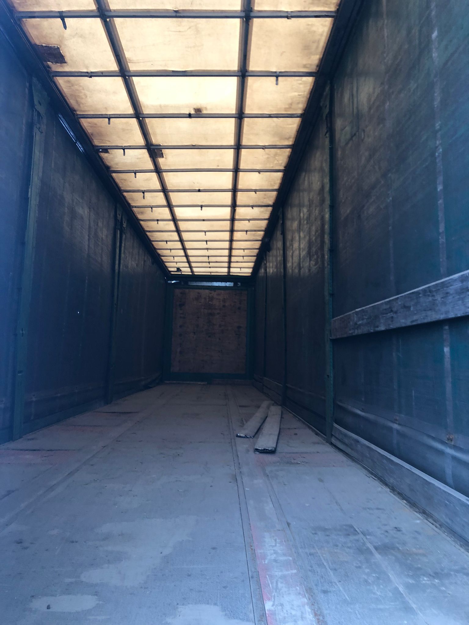 x- VENDIDO - Semirremolque tauliner Lecitrailer Año 2003 - Imagen 4