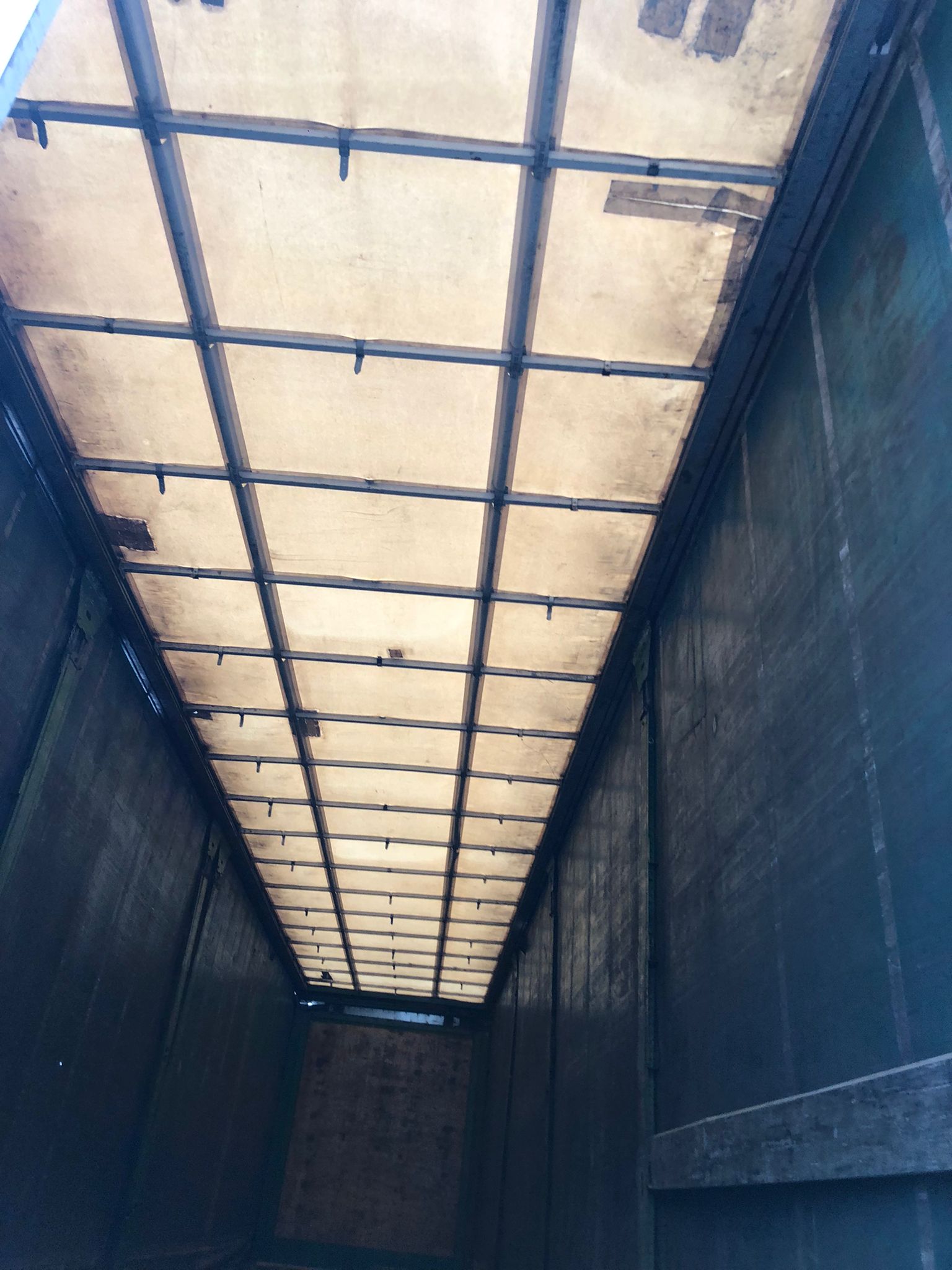 x- VENDIDO - Semirremolque tauliner Lecitrailer Año 2003 - Imagen 5