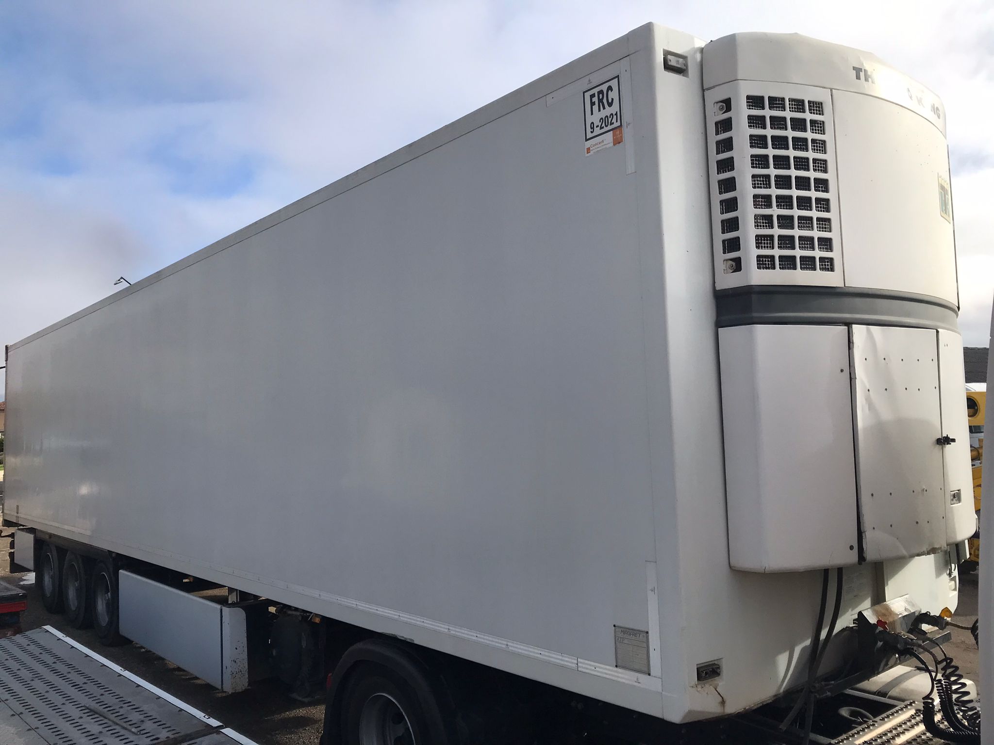 x- VENDIDO - Semirremolque frigorífico Mirofret Año 2003 - Imagen 2