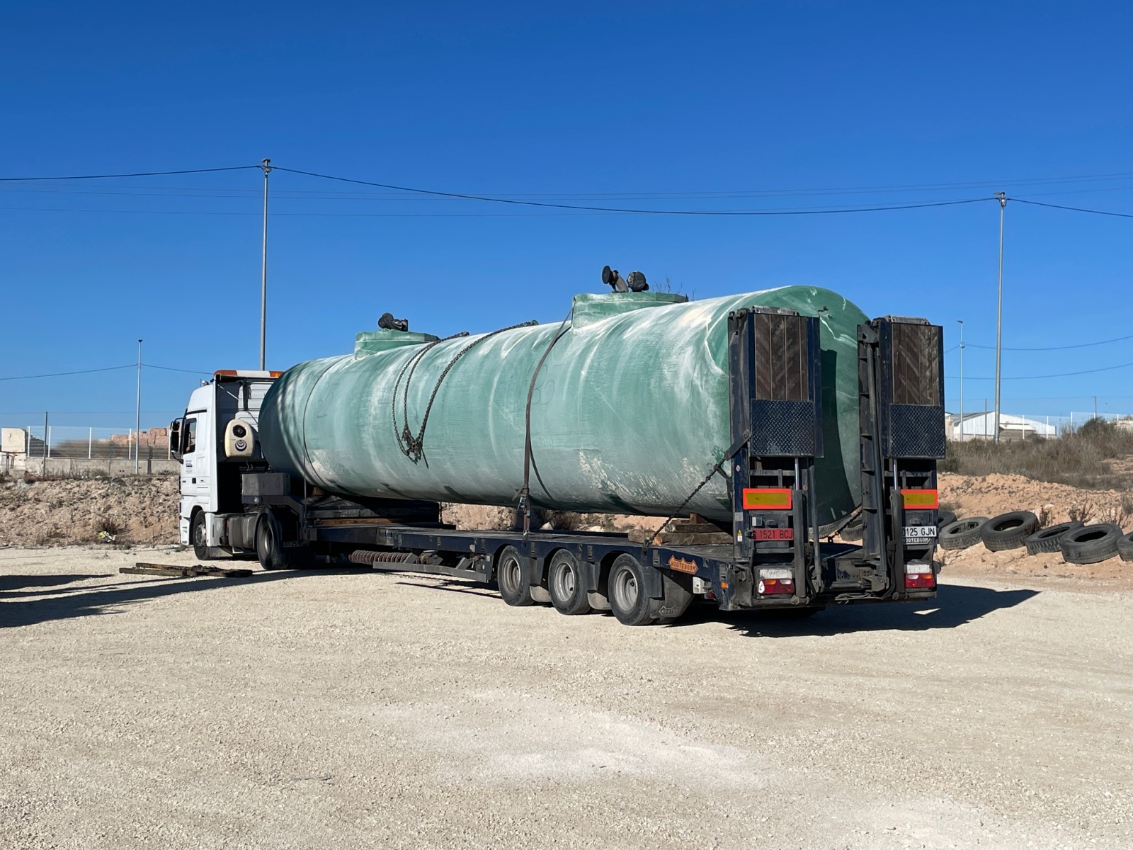 Depósitos de gasoil de doble capa (3 unidades) Año 2017 - Imagen 5