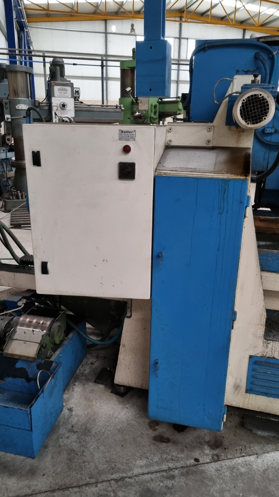 x- VENDIDO - Rectificadora de planos LGB R1500 - Imagen 4