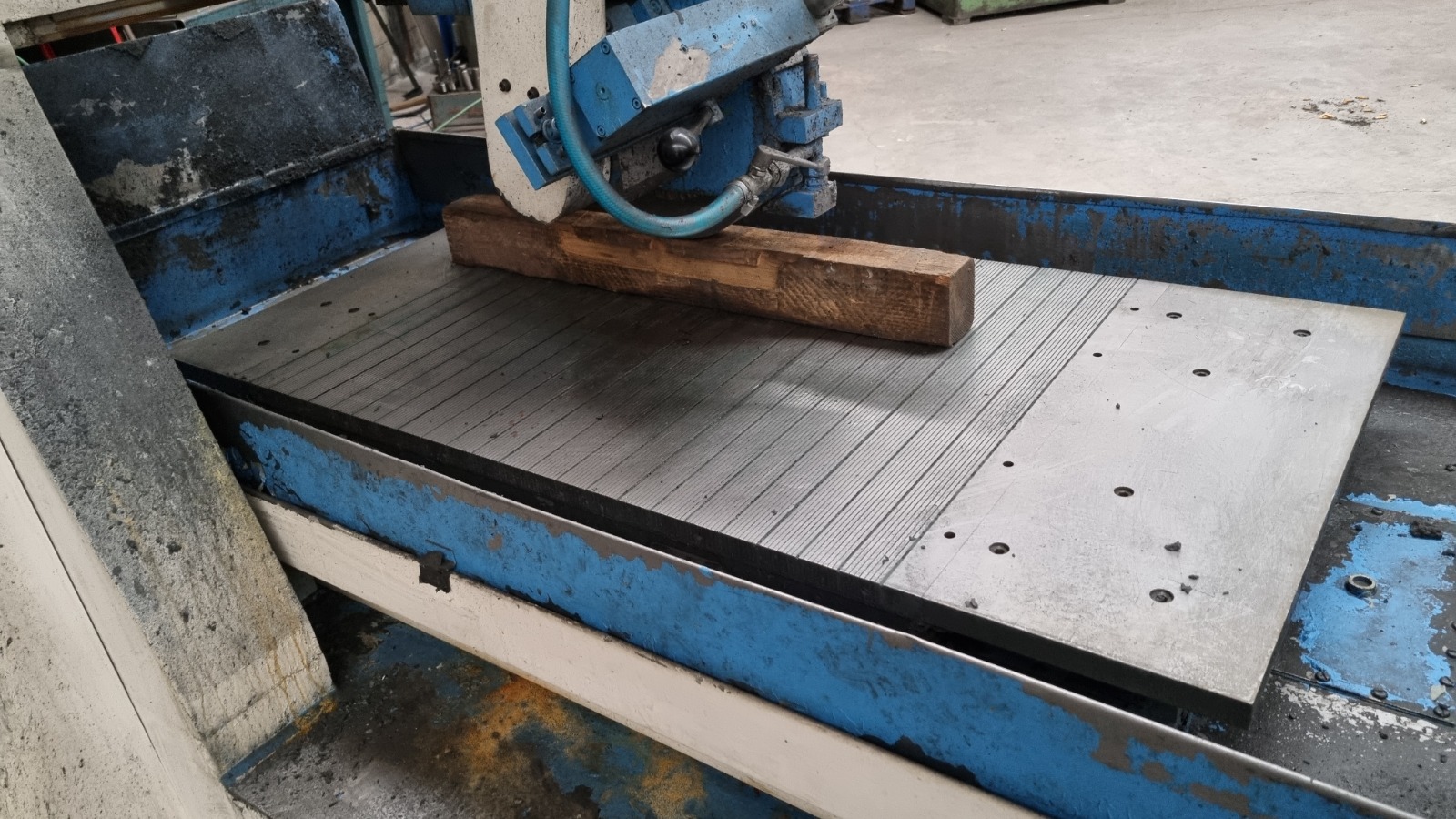 x- VENDIDO - Rectificadora de planos LGB R1500 - Imagen 7