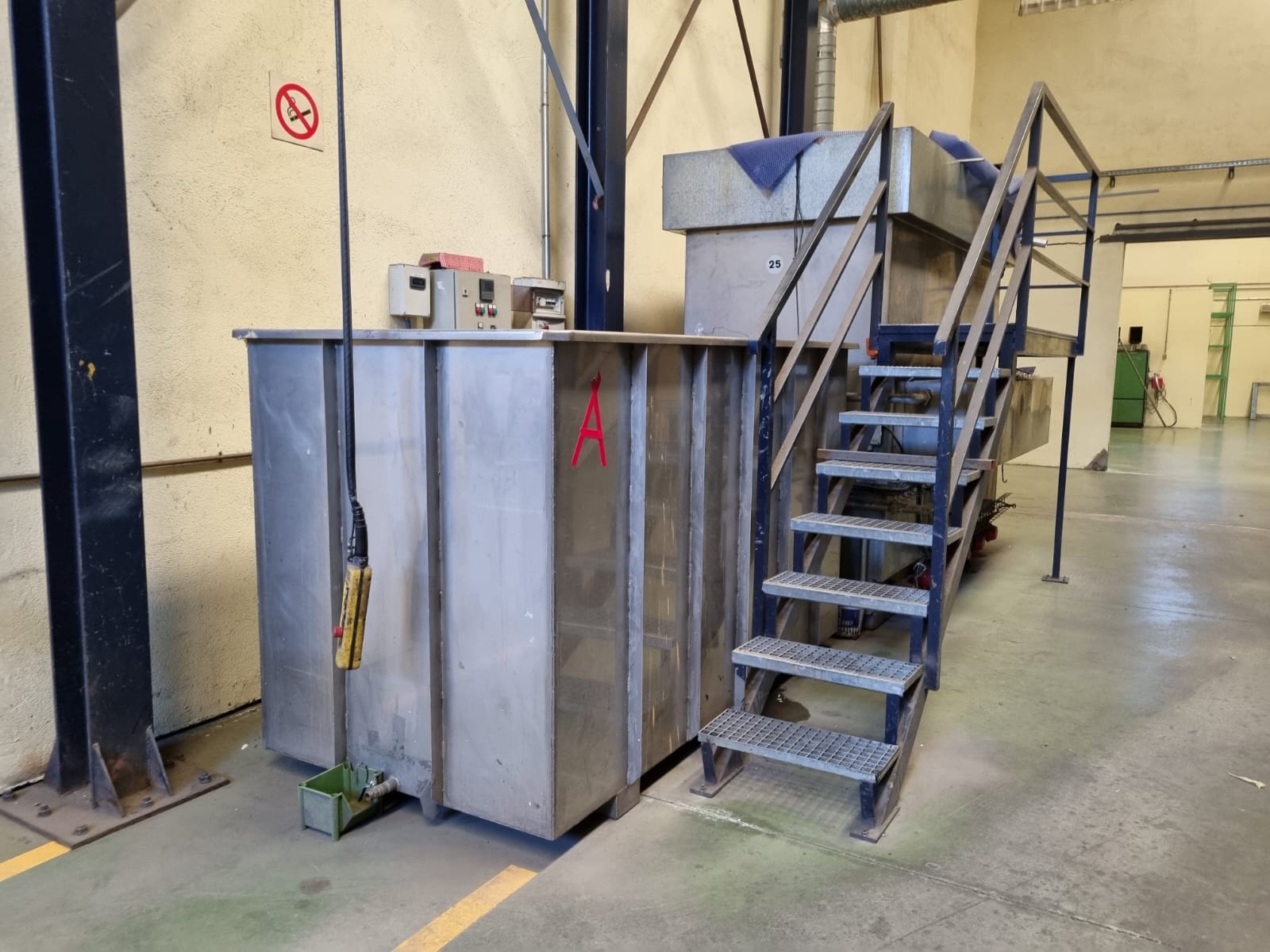 x- VENDIDO - Cabina de aplicación de pintura y túnel de lacado con limpieza MECAHOR - Imagen 8