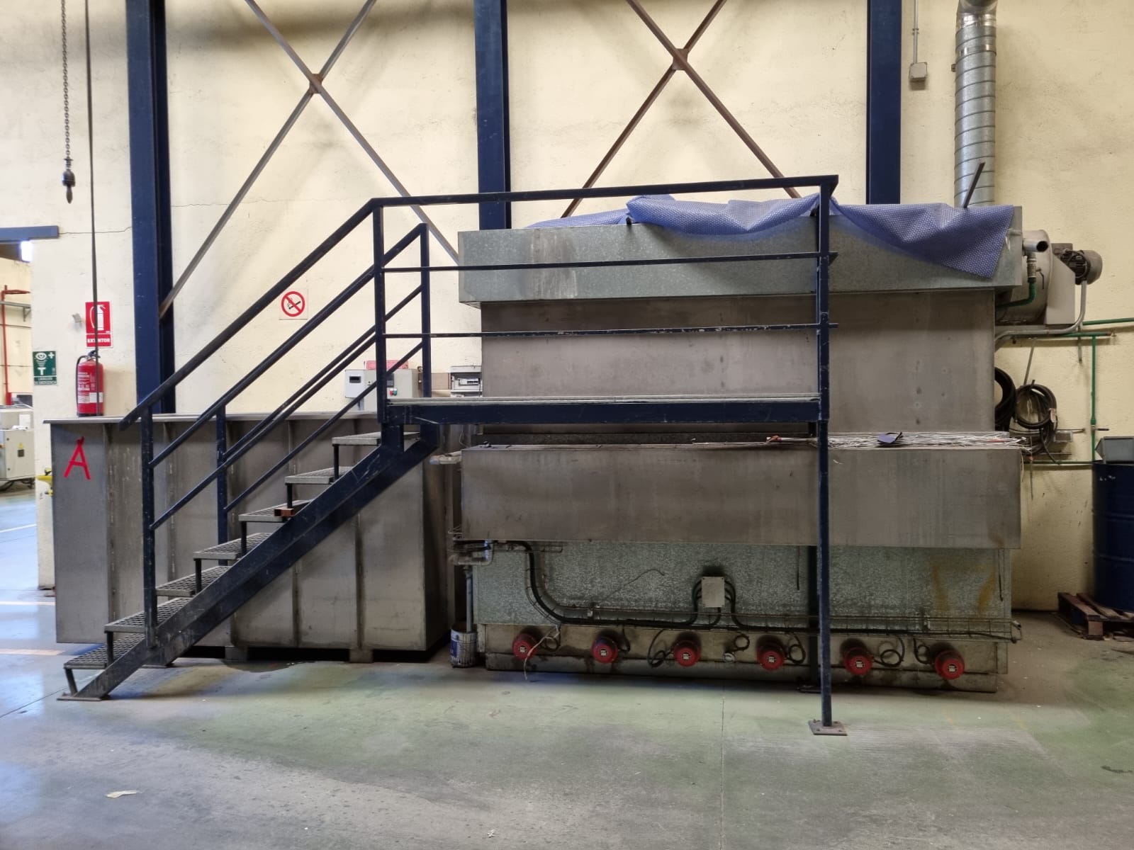 x- VENDIDO - Cabina de aplicación de pintura y túnel de lacado con limpieza MECAHOR - Imagen 5