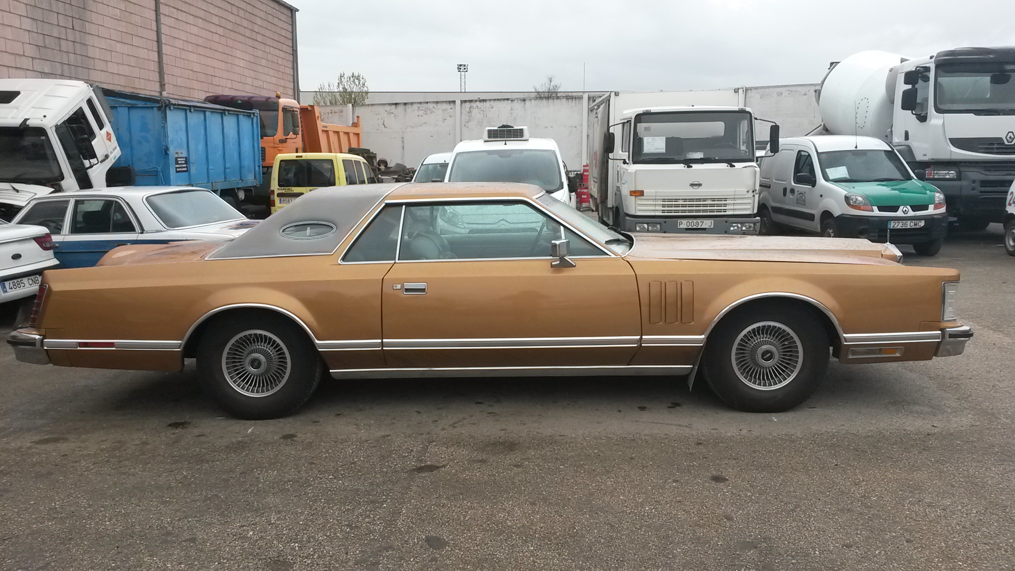 Lincoln Continental Mark V - histórico americano - 1976 - Imagen 5