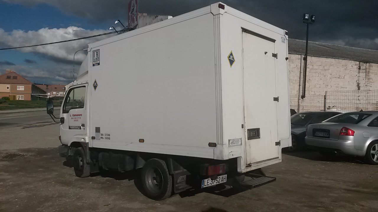 Nissan Cabstar E caja isotermo - 1999 - Imagen 3