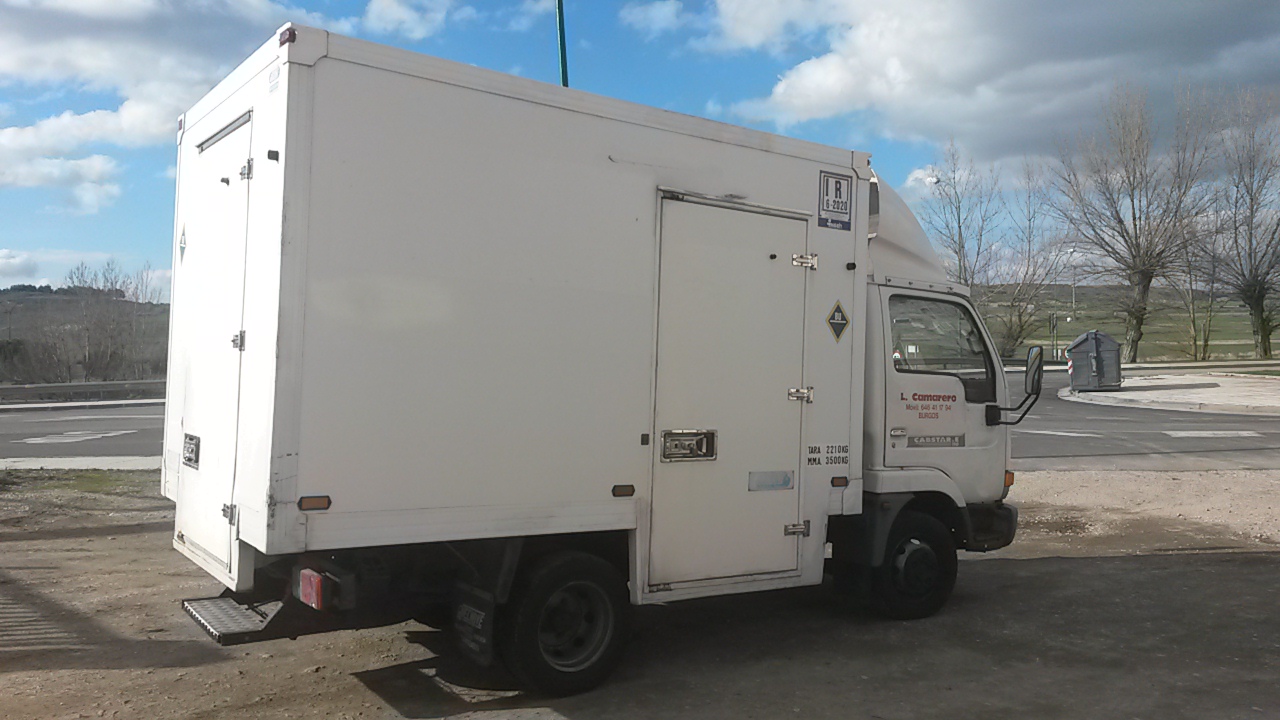 Nissan Cabstar E caja isotermo - 1999 - Imagen 4