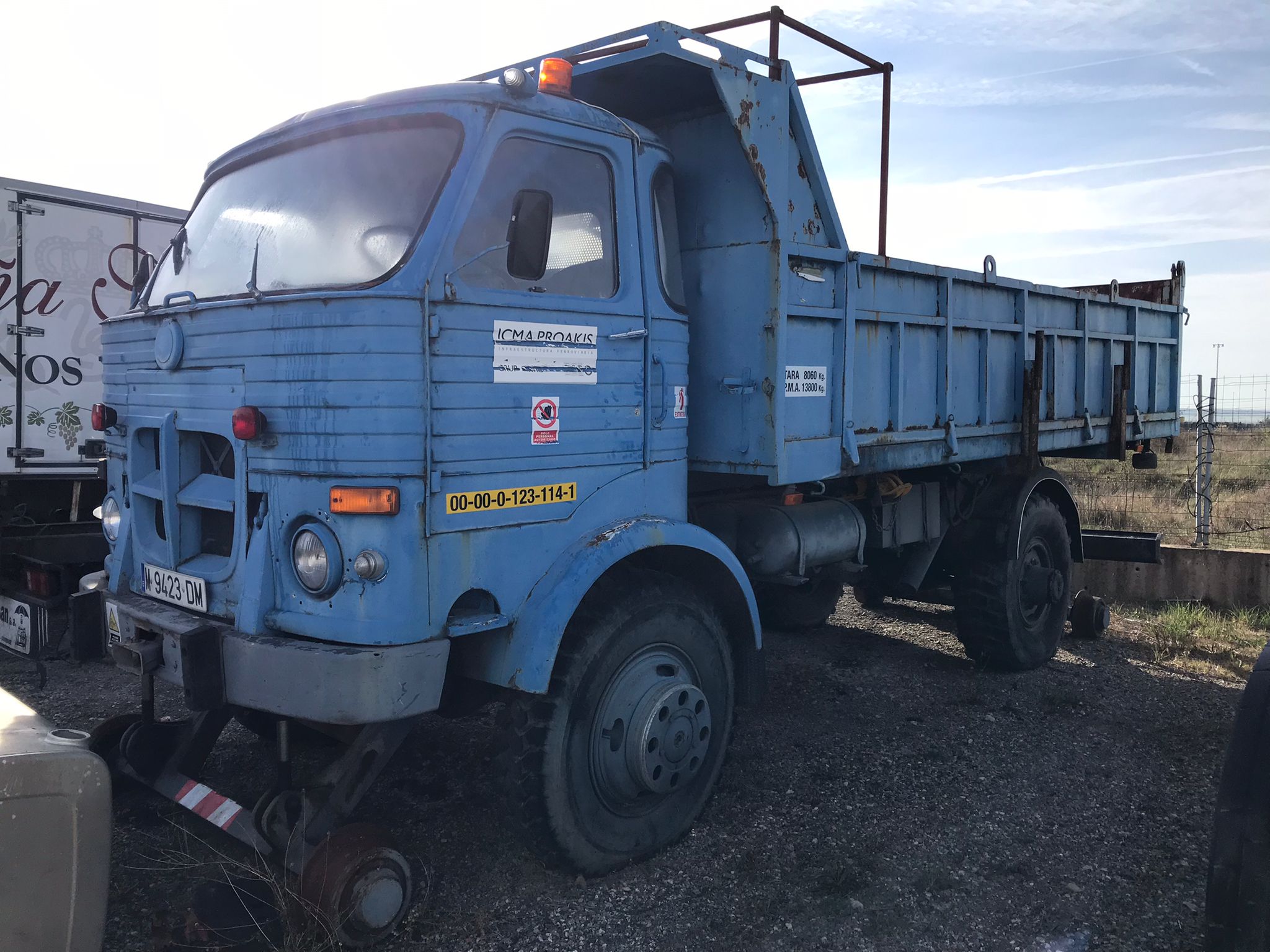 camión volquete Pegaso