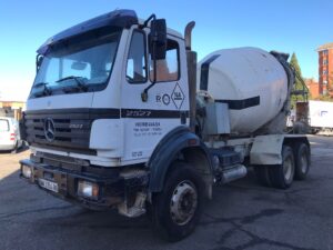 camión hormigonera Mercedes-Benz