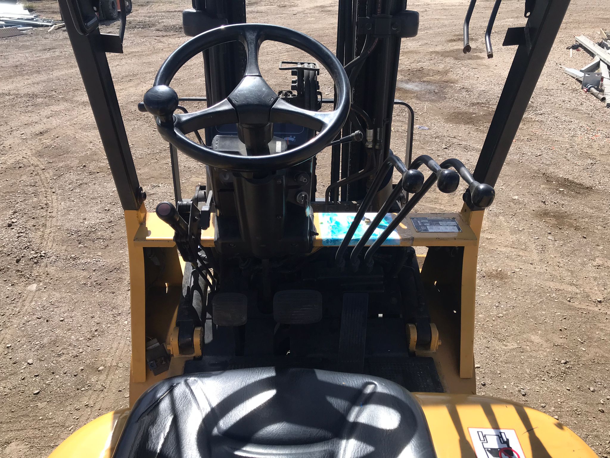 x- VENDIDO - Carretilla elevadora diésel Caterpillar DP18K - Año 2002 - Imagen 10