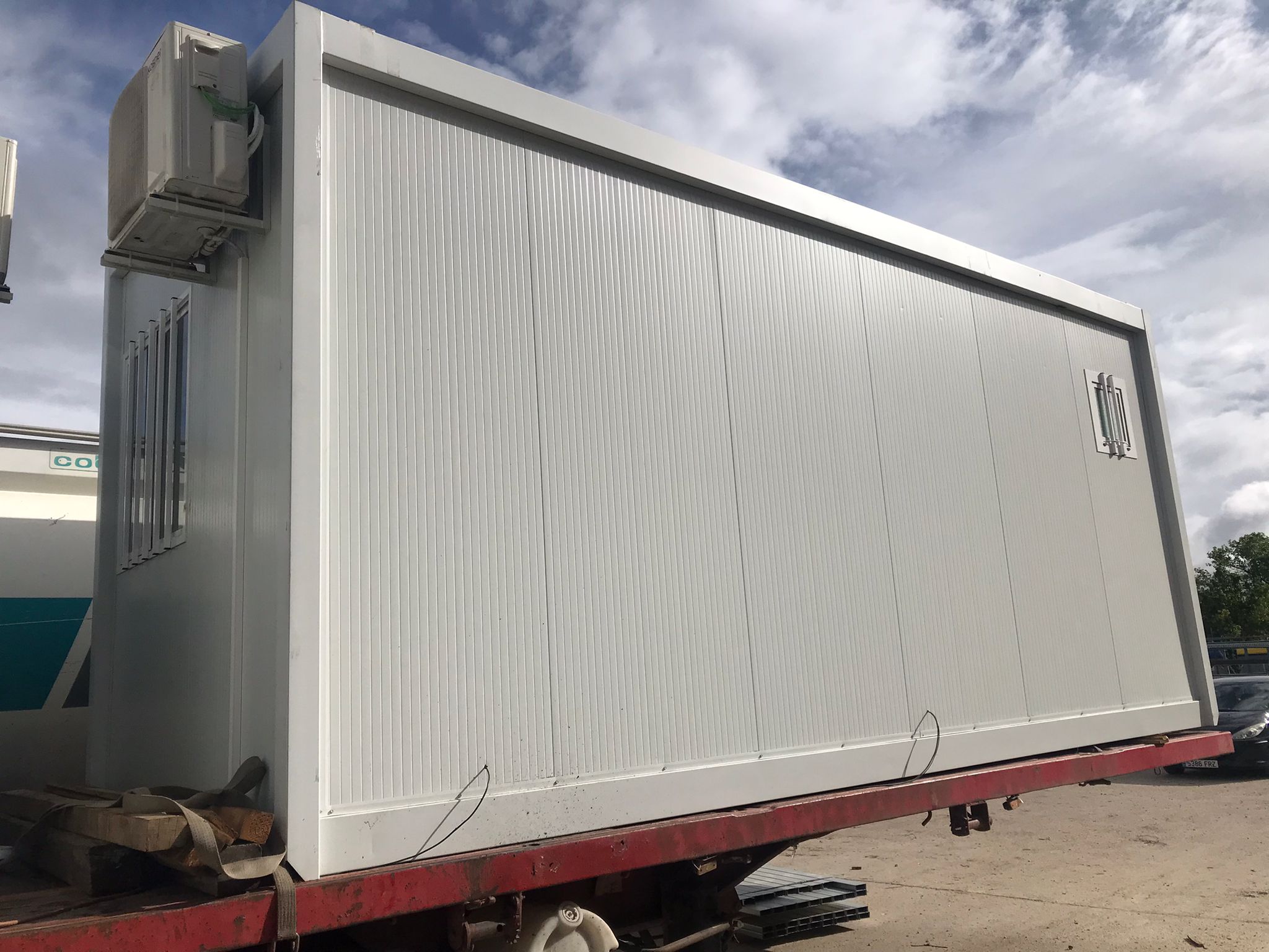 x- VENDIDO - Caseta de obra oficina 2 módulos - Imagen 9