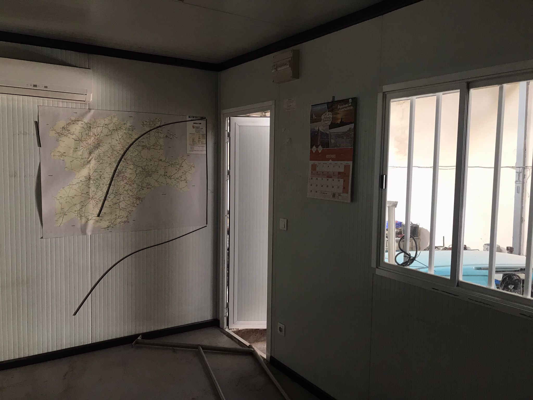 x- VENDIDO - Caseta de obra oficina 2 módulos - Imagen 17