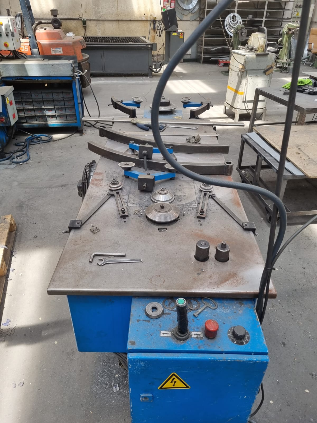 x- VENDIDO - Máquina para fabricar codos Spiro Gorelocker Combi T - Imagen 6