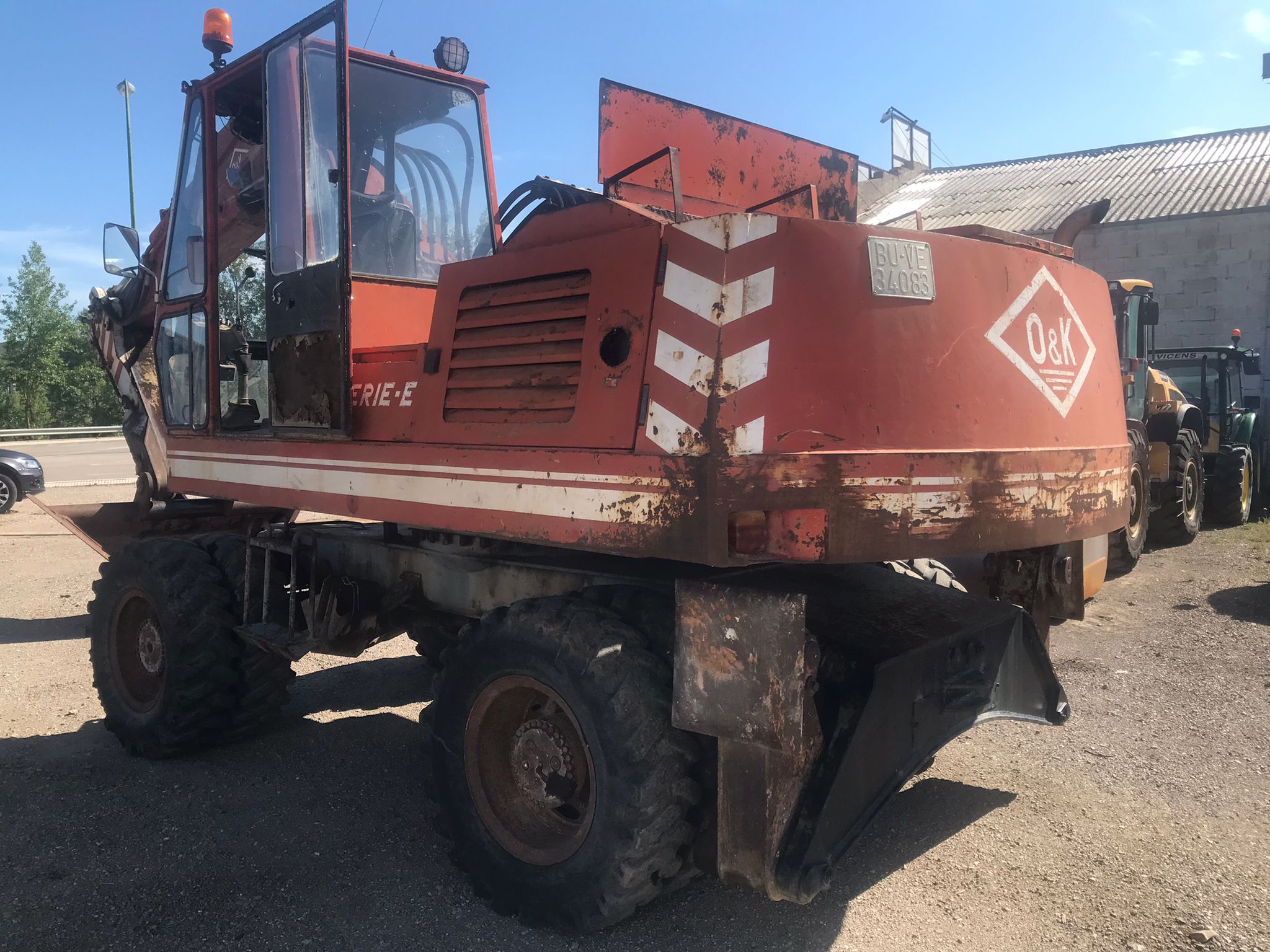 x- VENDIDO - Retroexcavadora de ruedas O&K MH-6 - 1983 - Imagen 8
