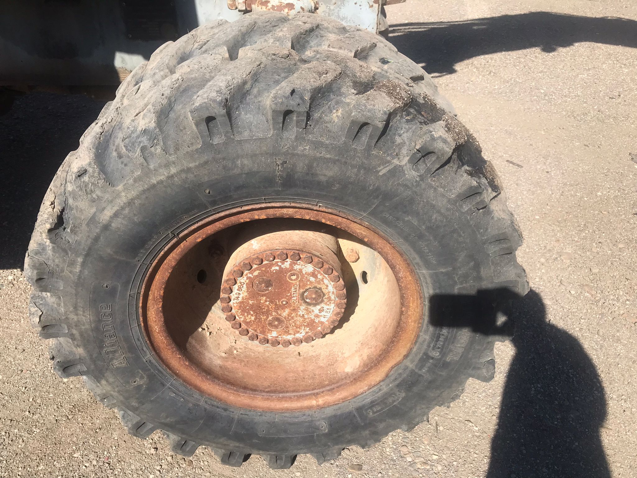 x- VENDIDO - Retroexcavadora de ruedas O&K MH-6 - 1983 - Imagen 22