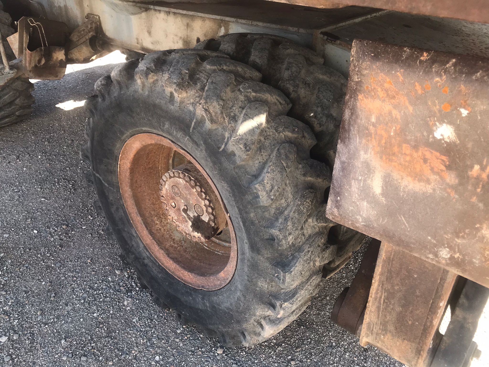 x- VENDIDO - Retroexcavadora de ruedas O&K MH-6 - 1983 - Imagen 20