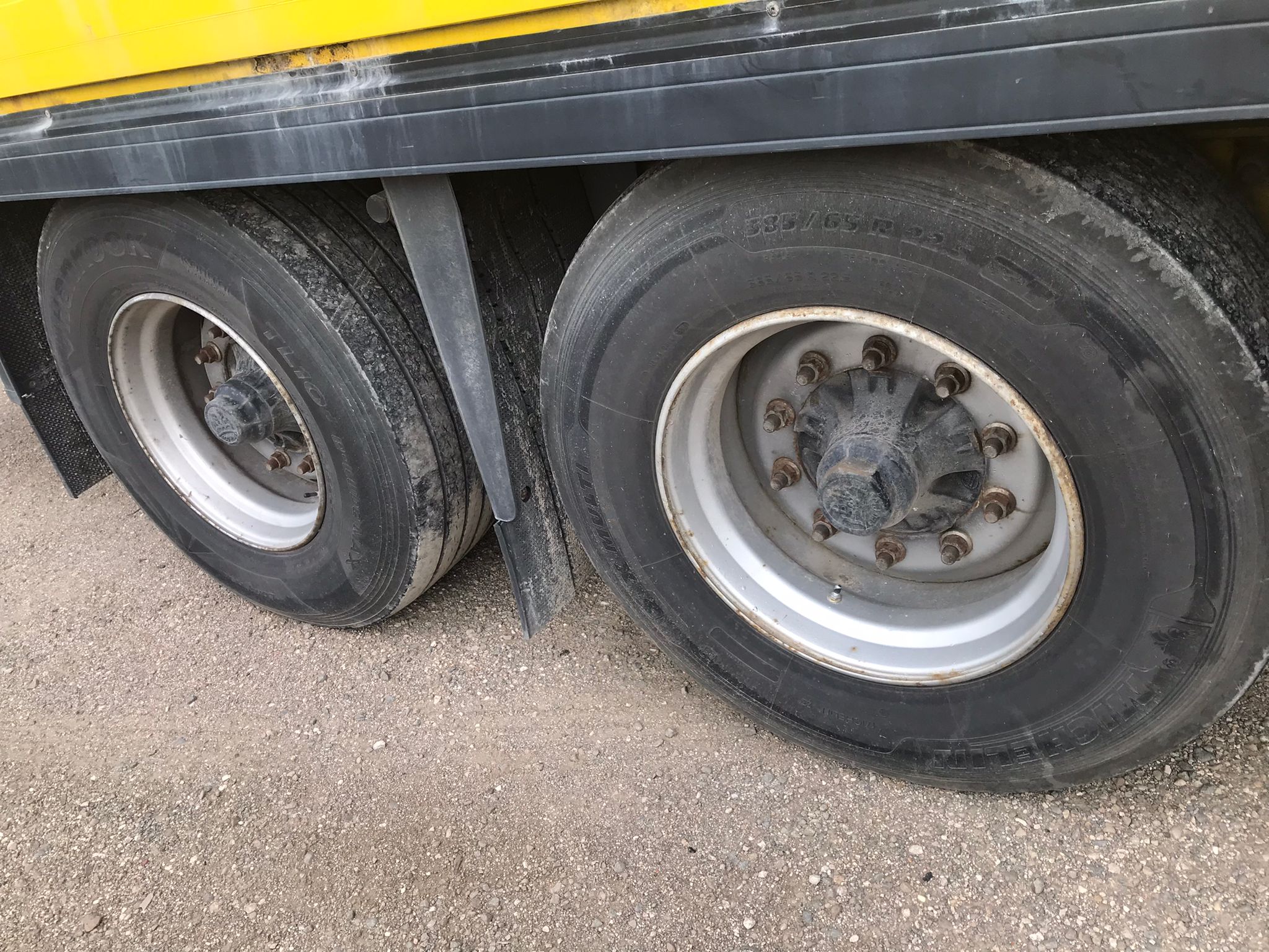 x- VENDIDO - Semirremolque caja cerrada Lecitrailer Año 2007 - Imagen 11