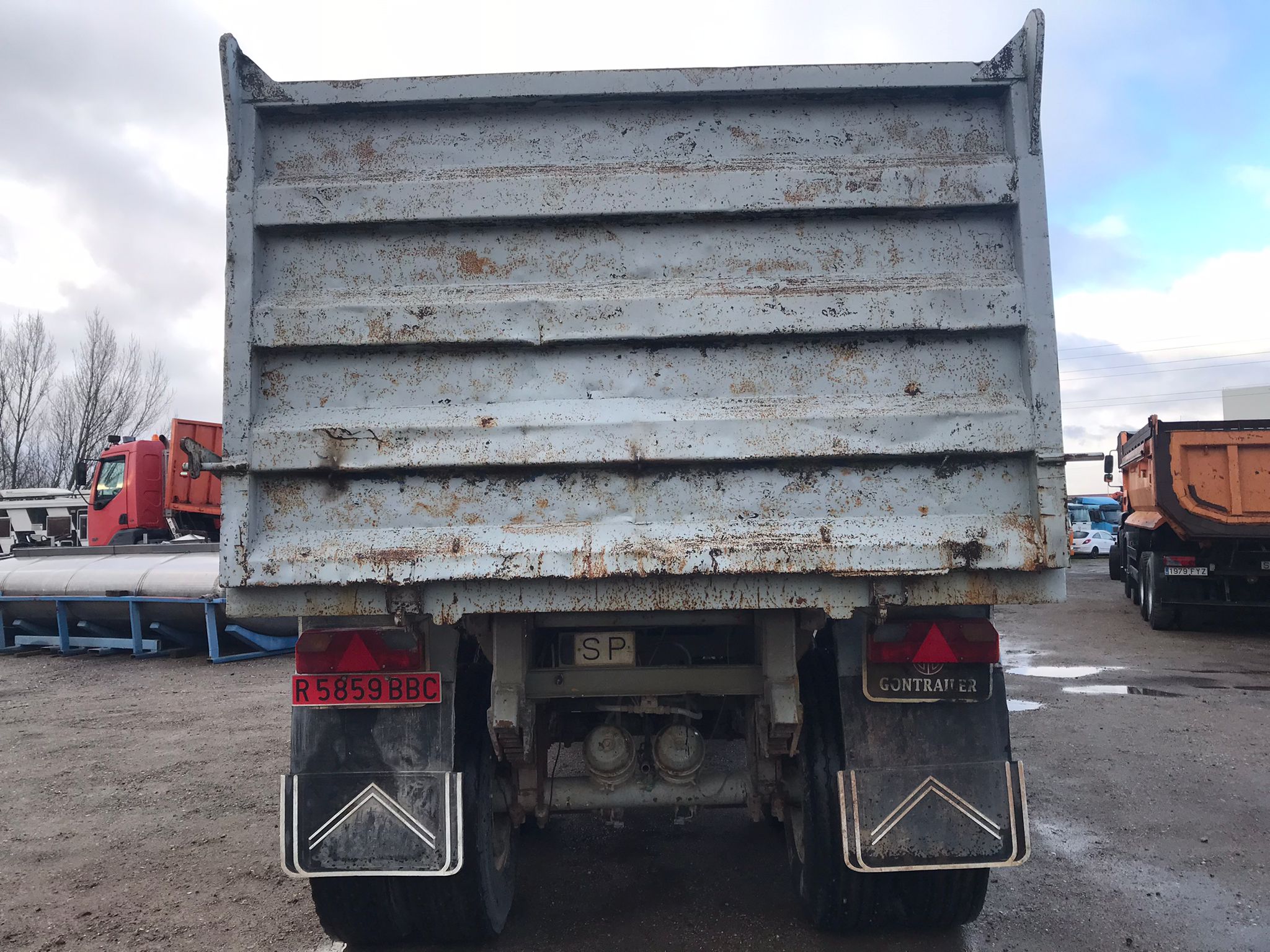 x- VENDIDO - Bañera basculante de hierro Gontrailer Año 2000 - Imagen 4