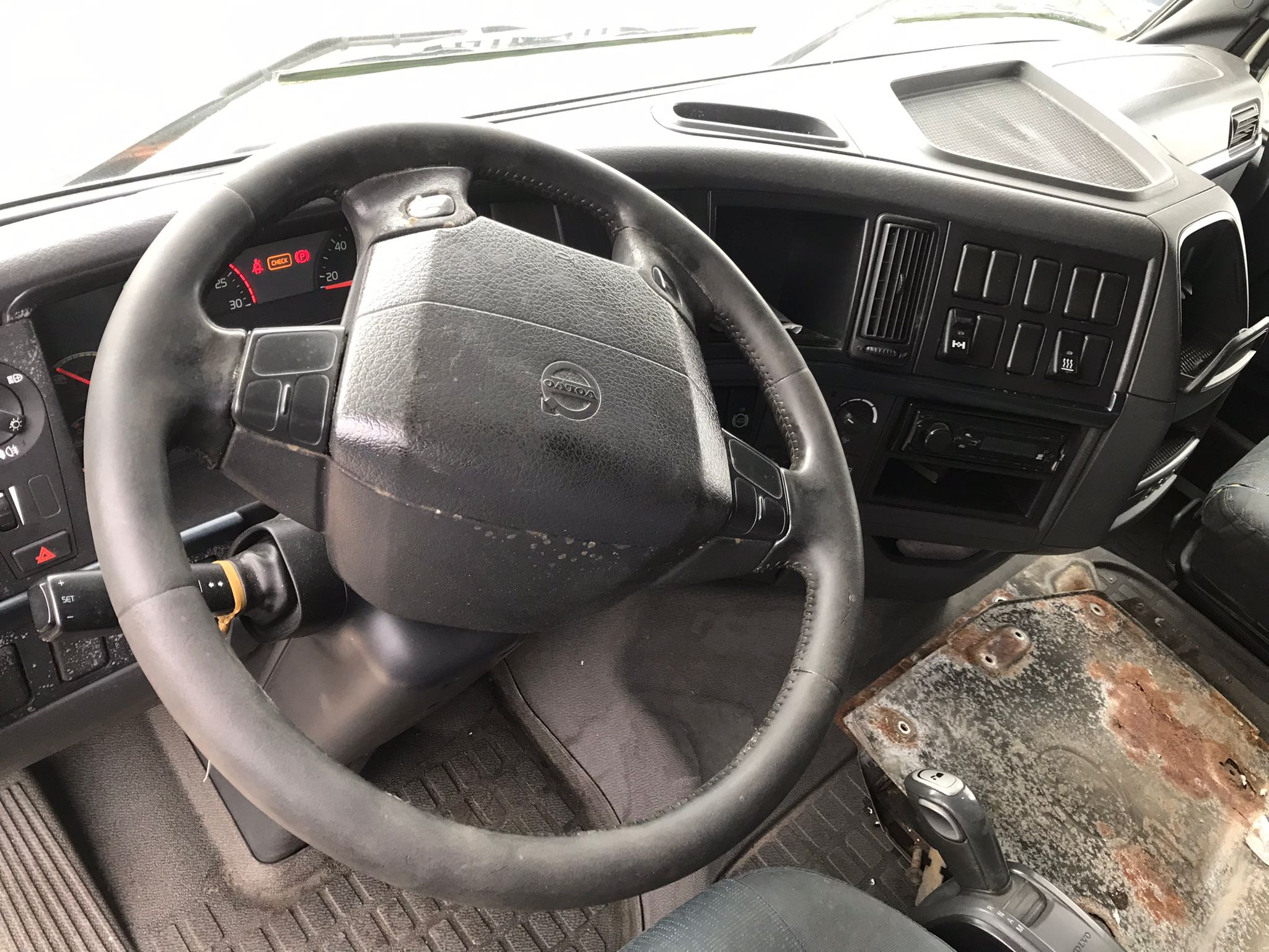 x- VENDIDO Volvo FH 42 B3 500 - 2011 - Imagen 6