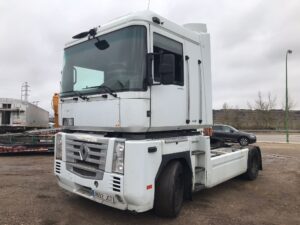 cabeza tractora Renault Magnum