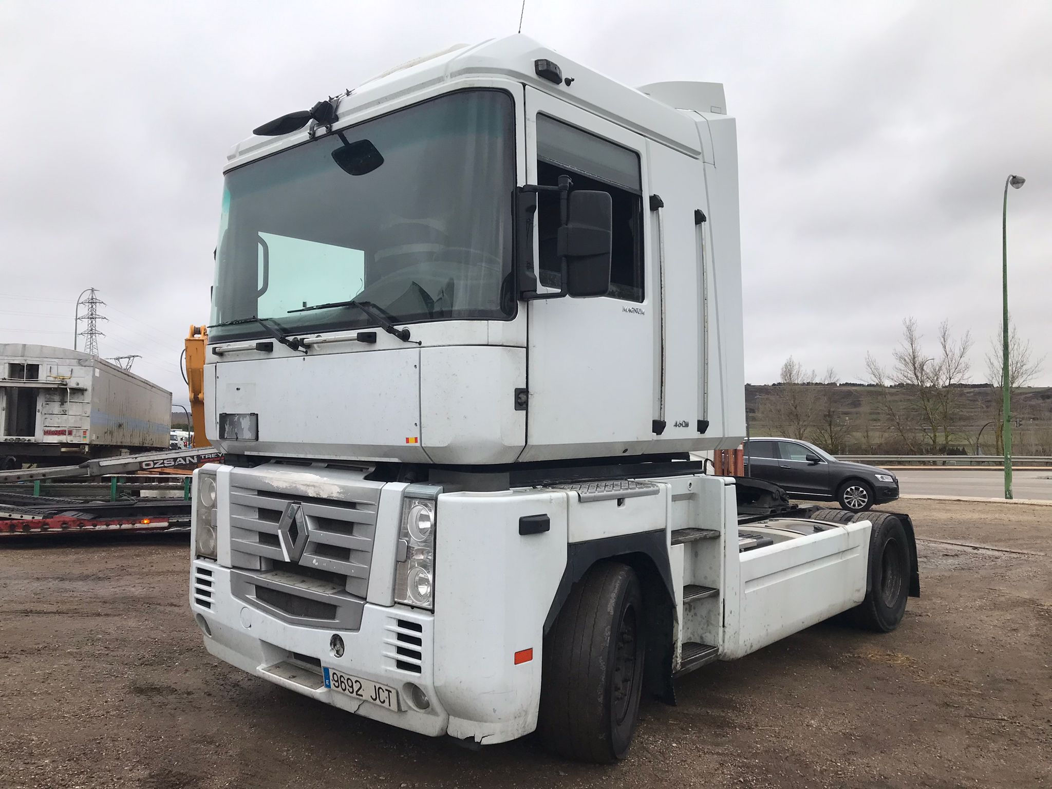 cabeza tractora Renault Magnum