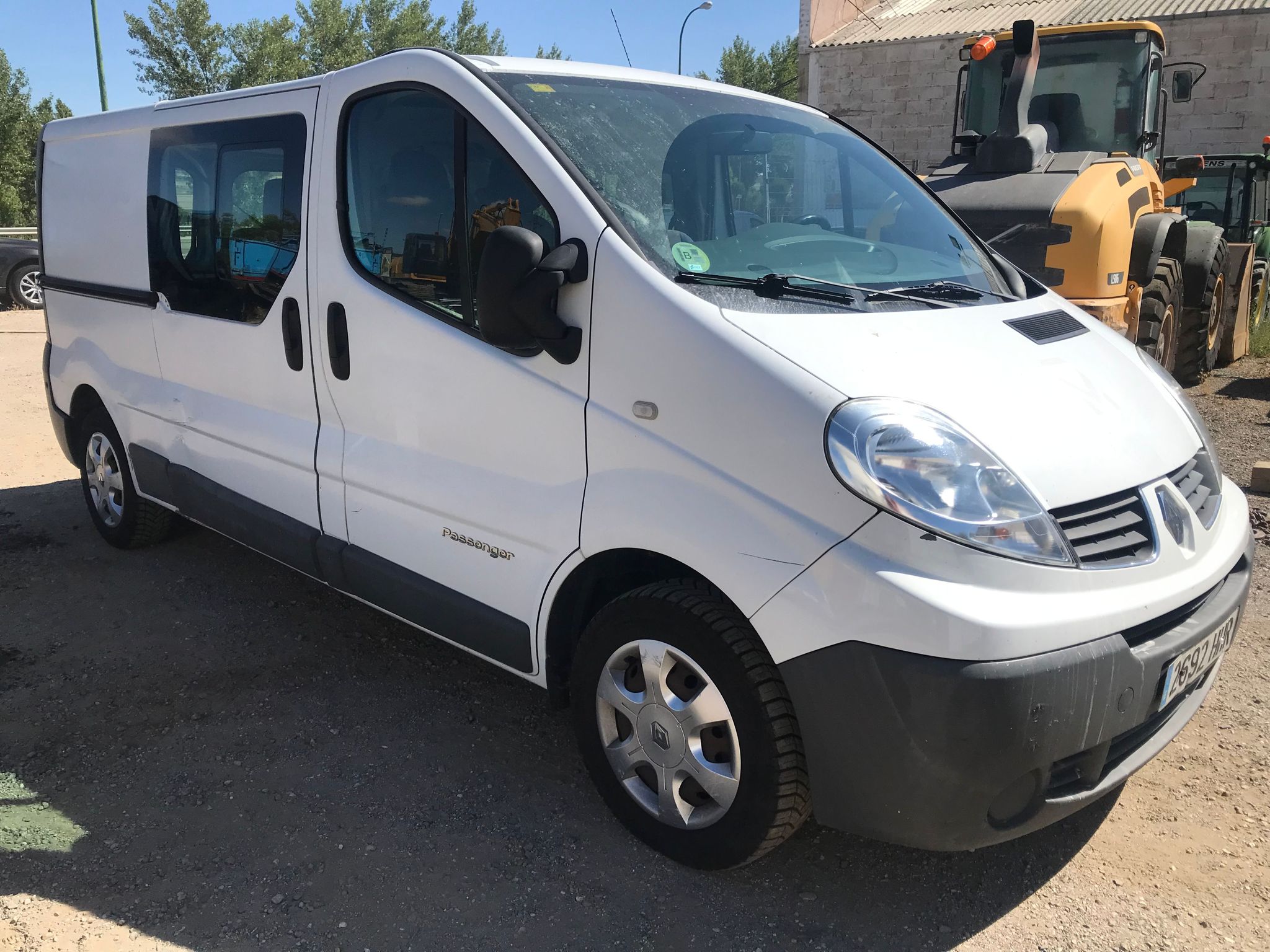 x- VENDIDO - Renault Trafic - 2011 - Imagen 2