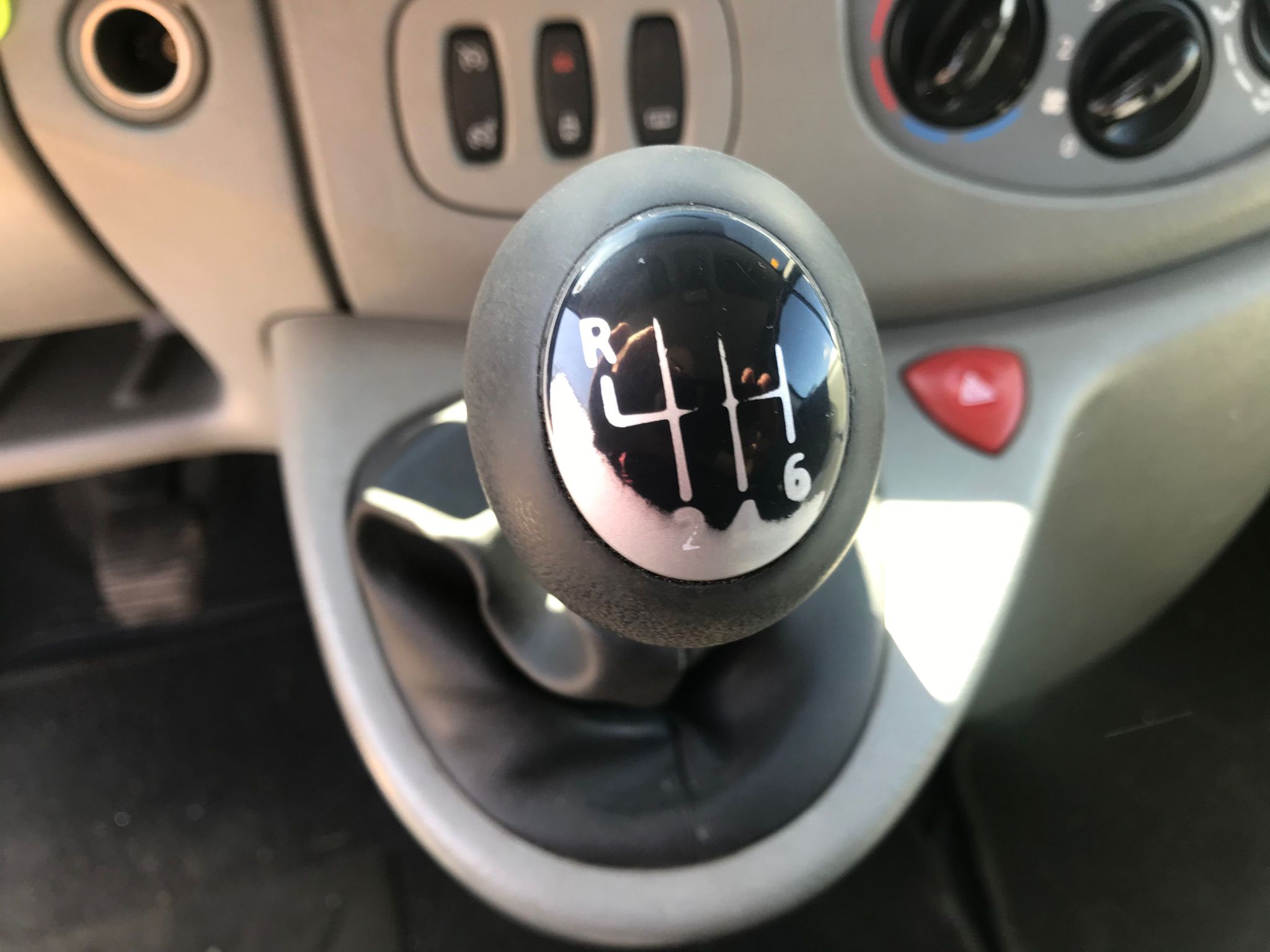 x- VENDIDO - Renault Trafic - 2011 - Imagen 15