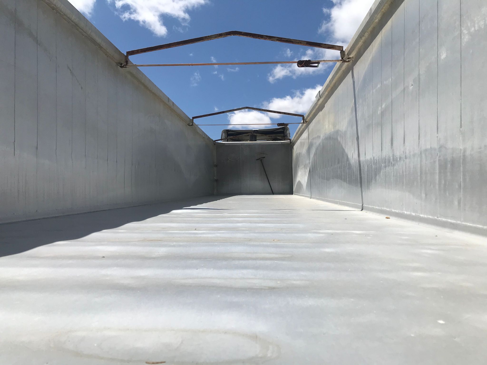 x- VENDIDO - Bañera basculante de aluminio Leciñena - 2000 - Imagen 6