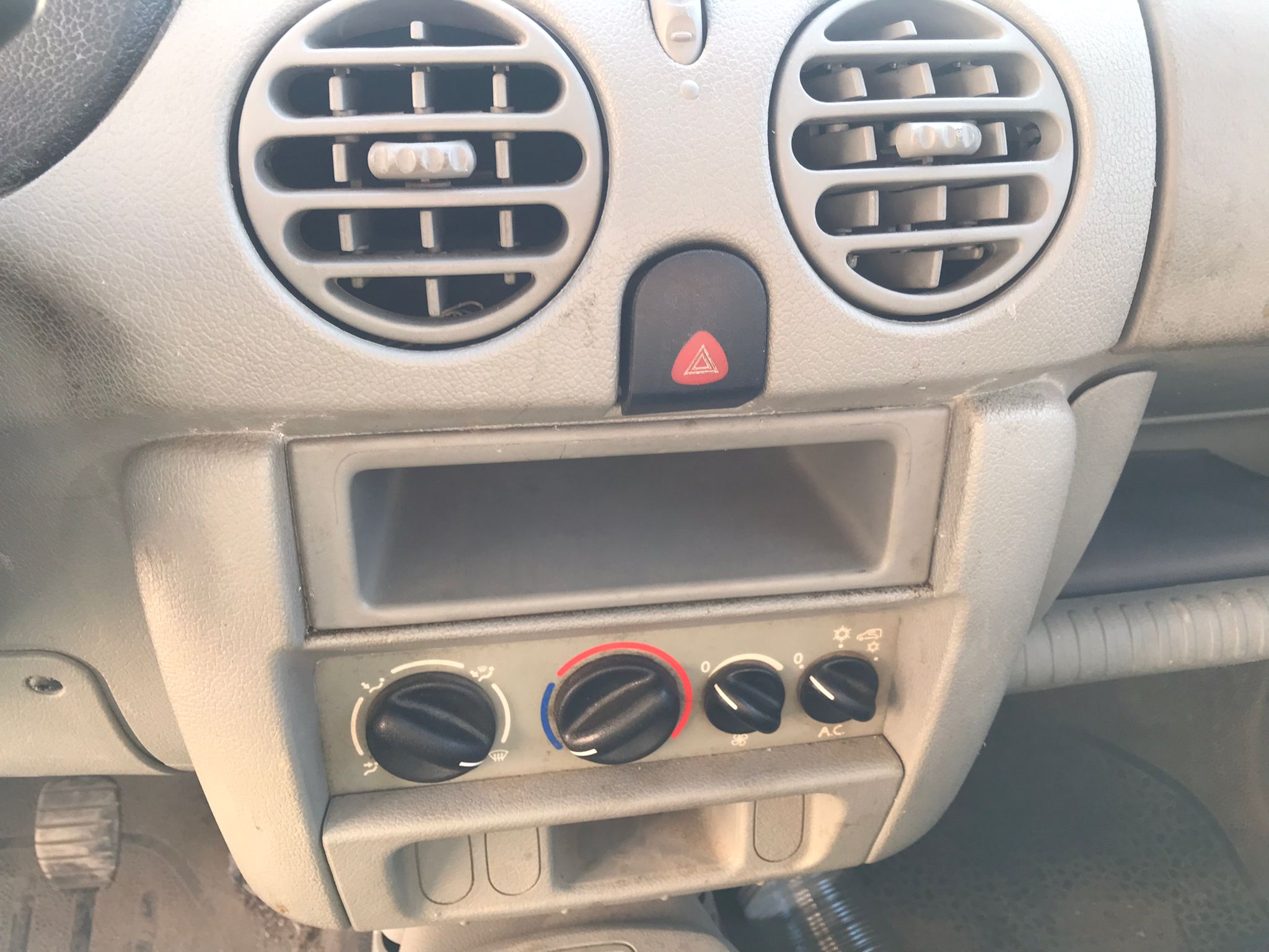 Renault Kangoo - 2009 - Imagen 10