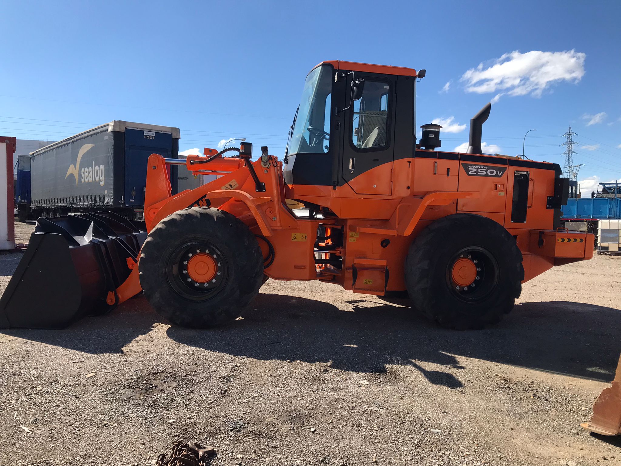 Pala cargadora Doosan M250V - 2007 - Imagen 8