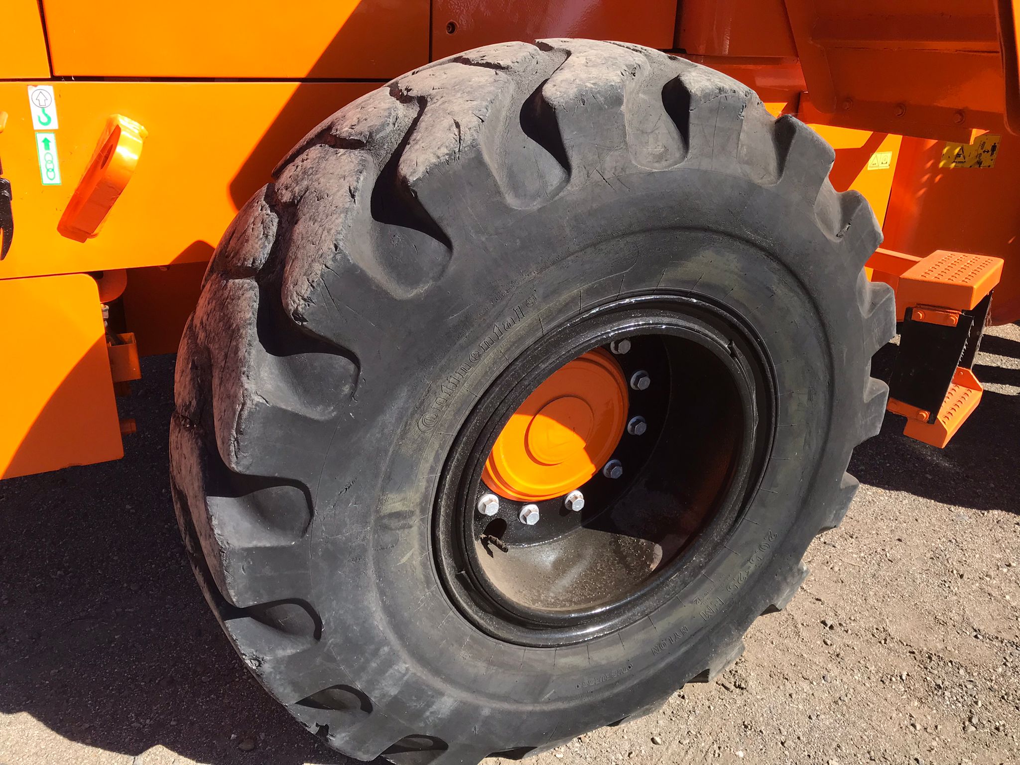 Pala cargadora Doosan M250V - 2007 - Imagen 14