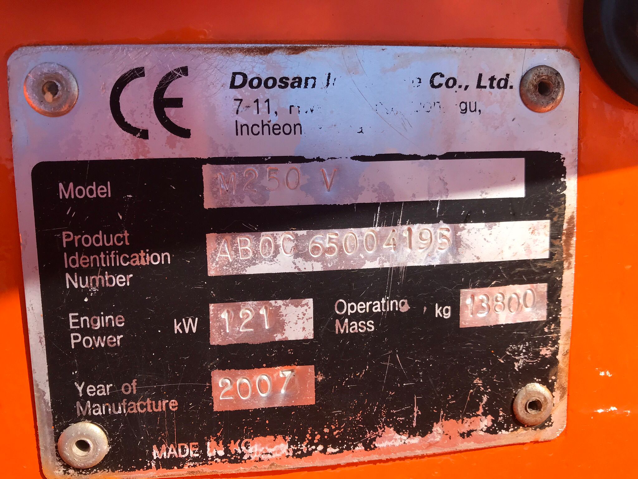 Pala cargadora Doosan M250V - 2007 - Imagen 21