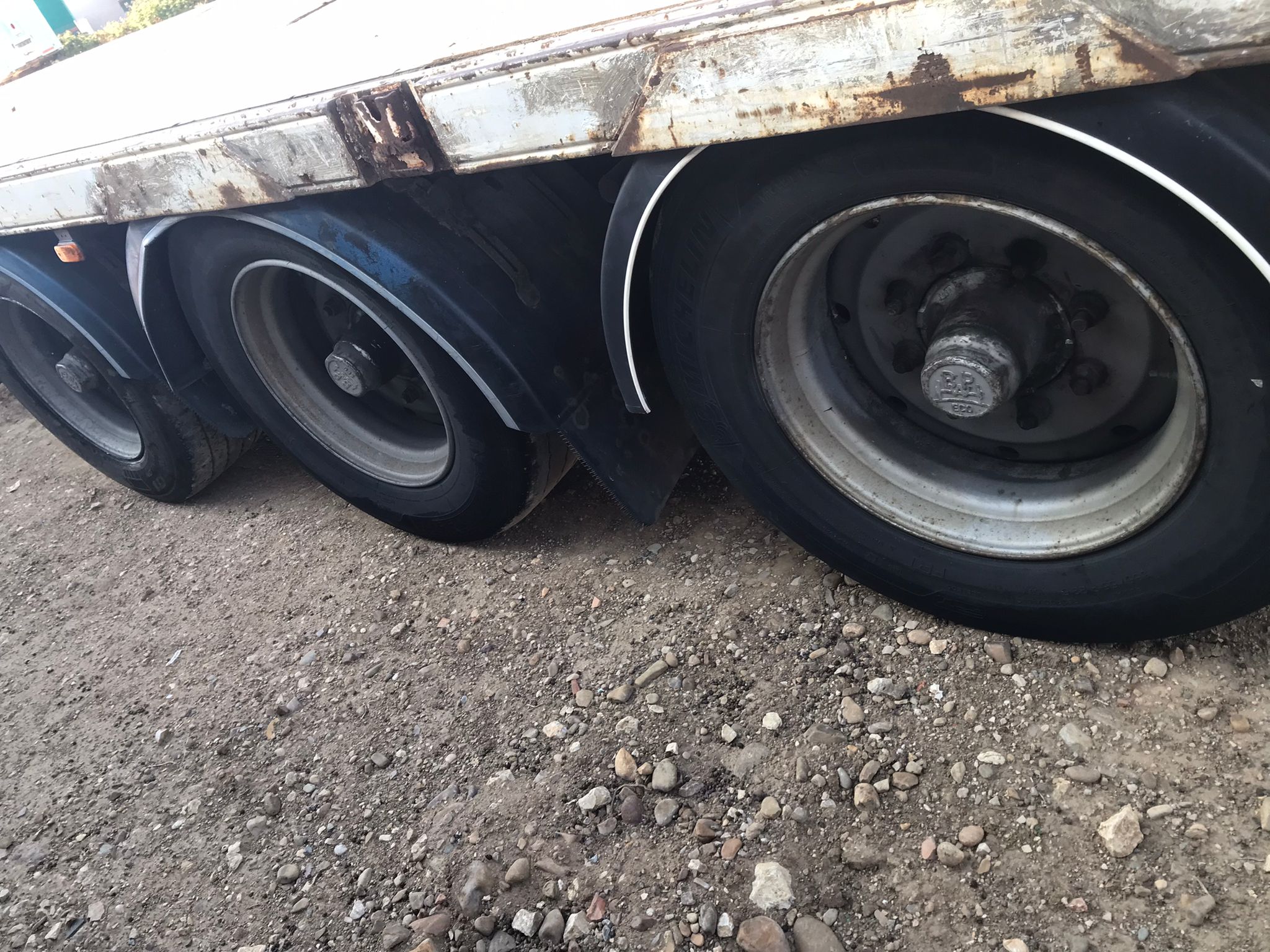 Semirremolque plataforma Lecitrailier Año 2000 - Imagen 8