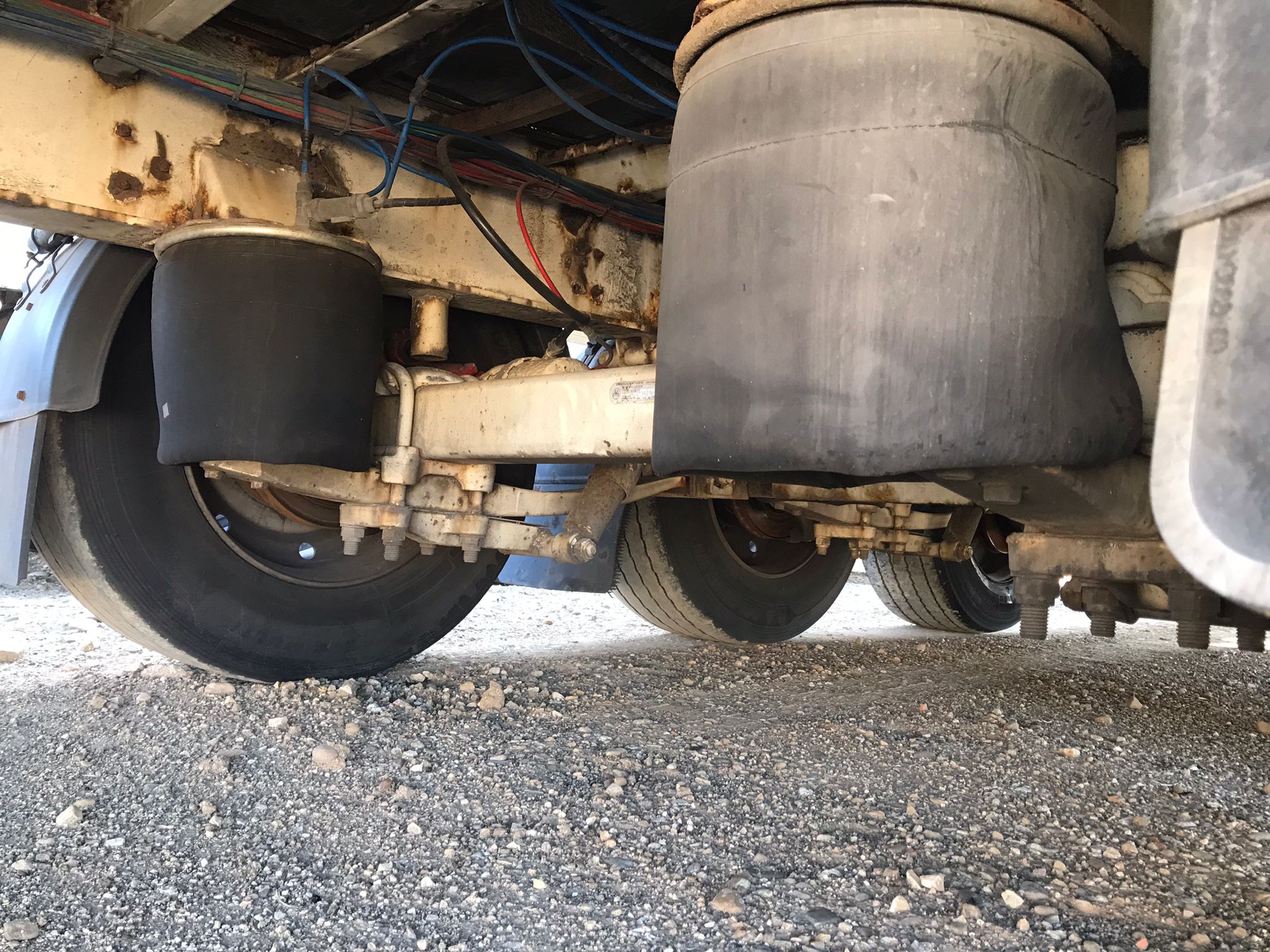 Semirremolque plataforma Lecitrailier Año 2000 - Imagen 10