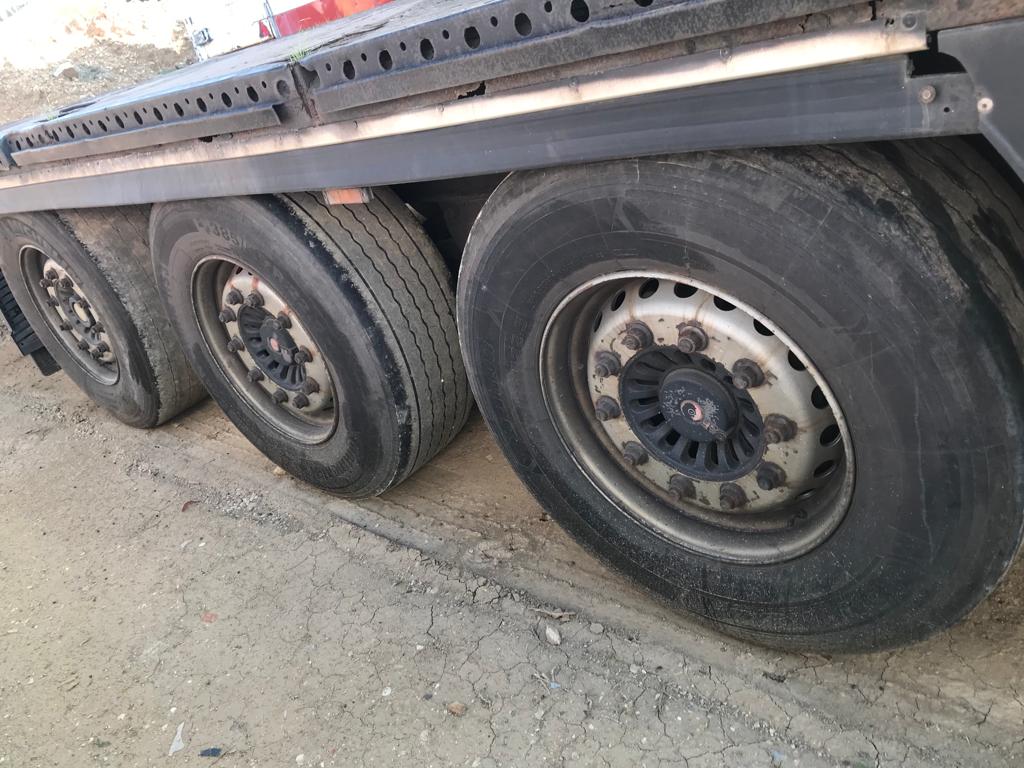 x- VENDIDO - Semirremolque plataforma Krone Año 2008 - Imagen 9