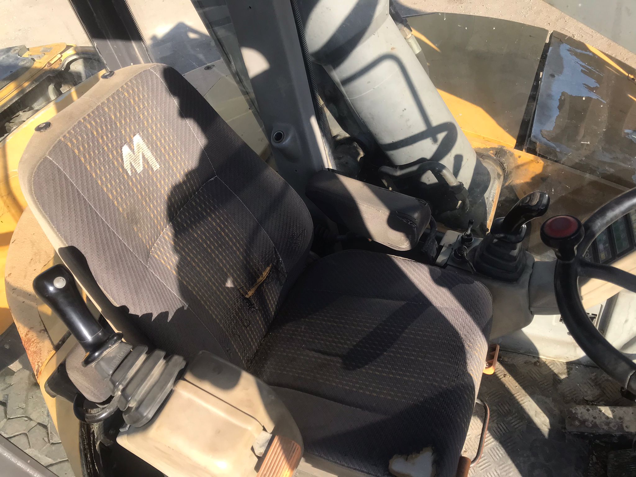 x- VENDIDO - Excavadora de ruedas articulada Mecalac 14MXT - 2001 - Imagen 12