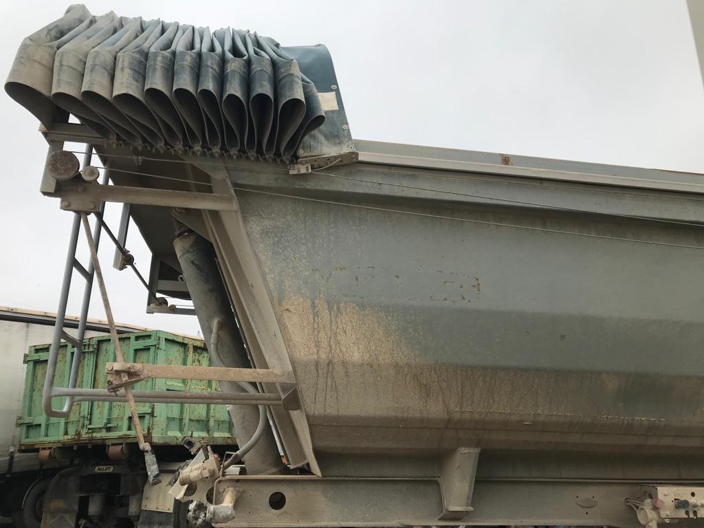 x- VENDIDO - Bañera basculante de hierro Montenegro Año 2007 - Imagen 6