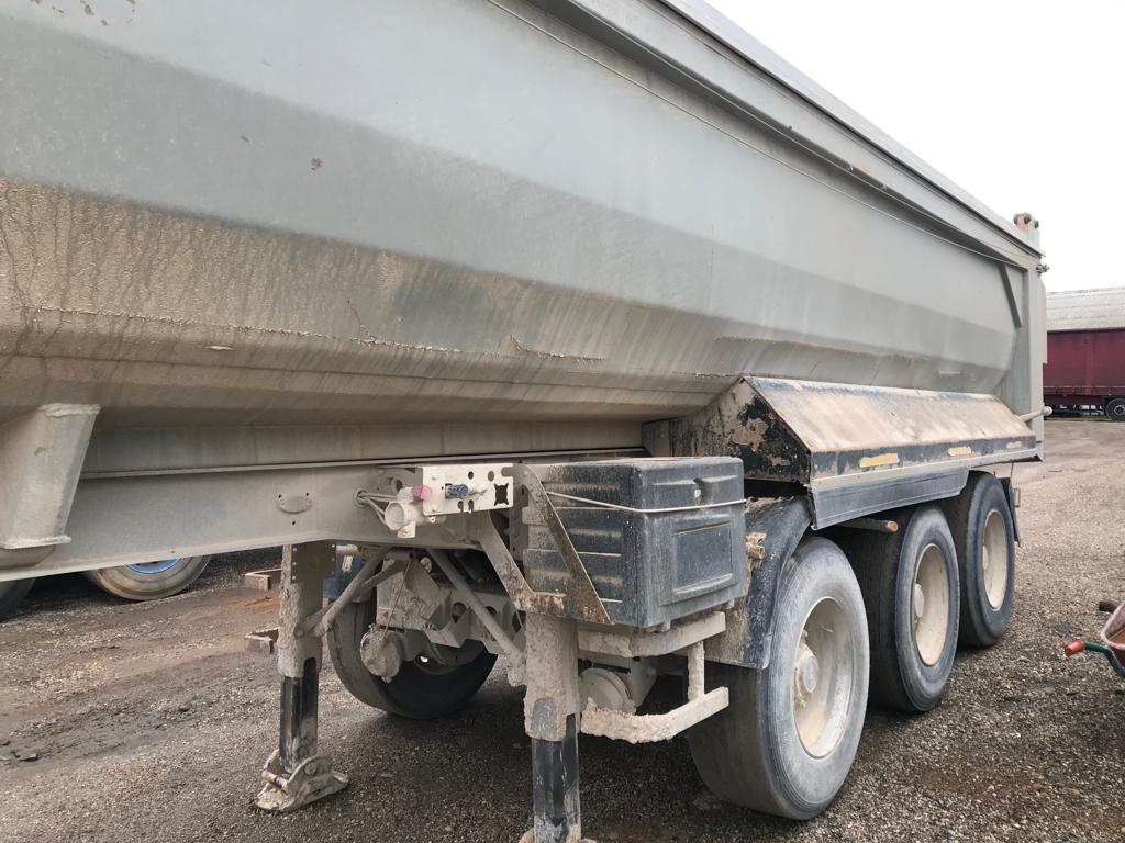 x- VENDIDO - Bañera basculante de hierro Montenegro Año 2007 - Imagen 7