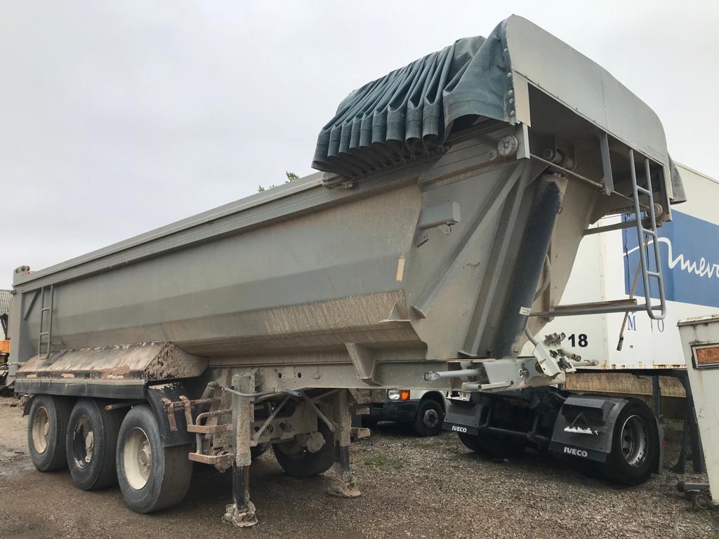 x- VENDIDO - Bañera basculante de hierro Montenegro Año 2007 - Imagen 2